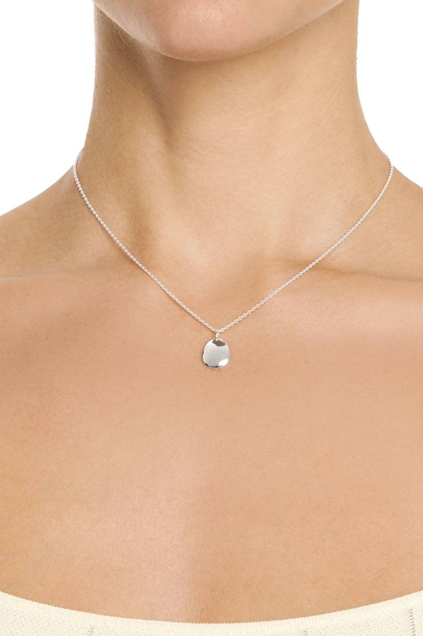 Efva Attling Mini Rose Petal Pendant hopeinen kaulakoru