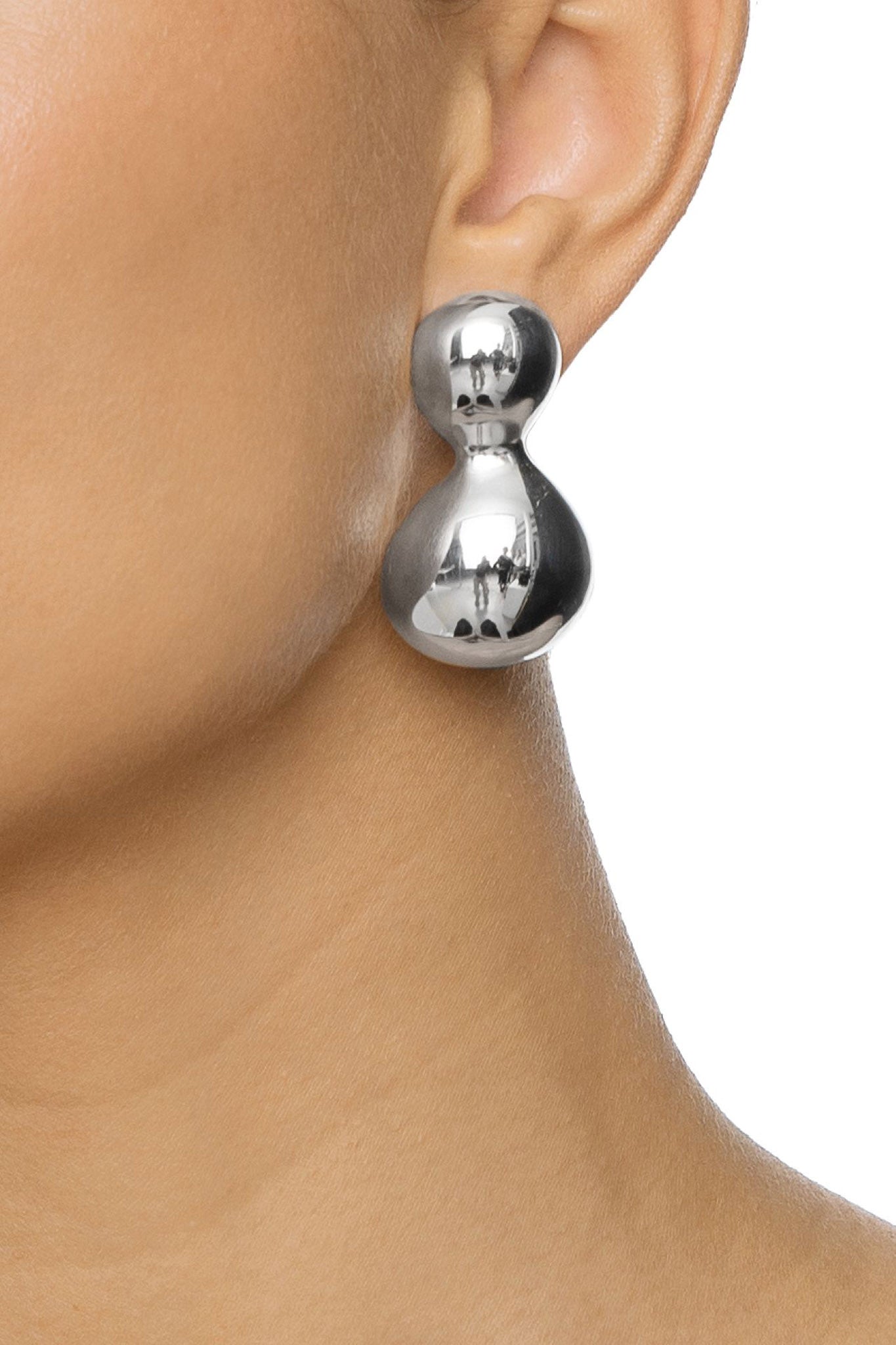 Efva Attling Mother Ear hopeiset korvakorut