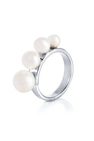 Efva Attling Strings Of Pearls Ring hopeinen sormus