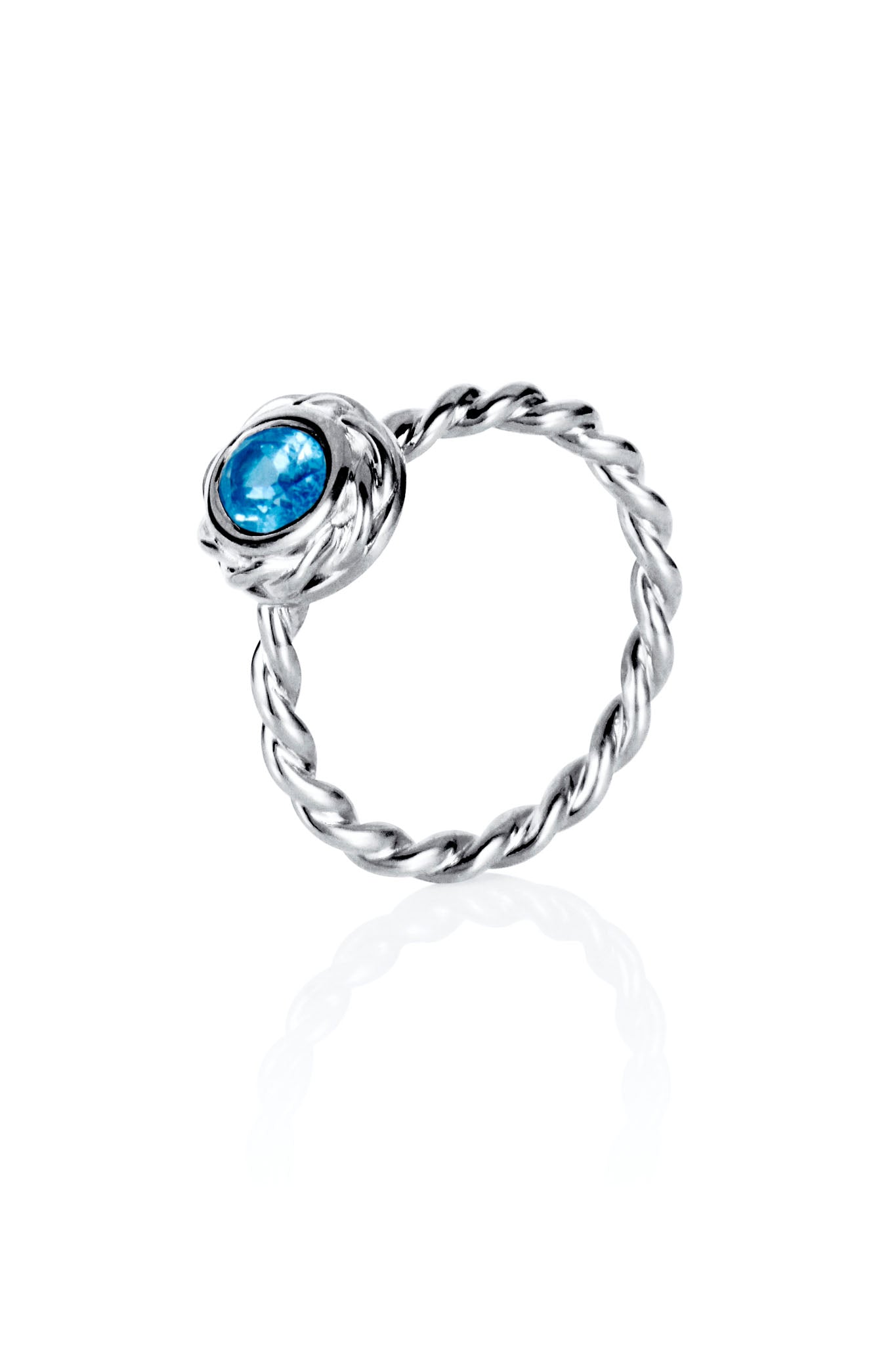 Efva Attling Wrapped Colour Ring, Blue Topaz valkokultainen sormus