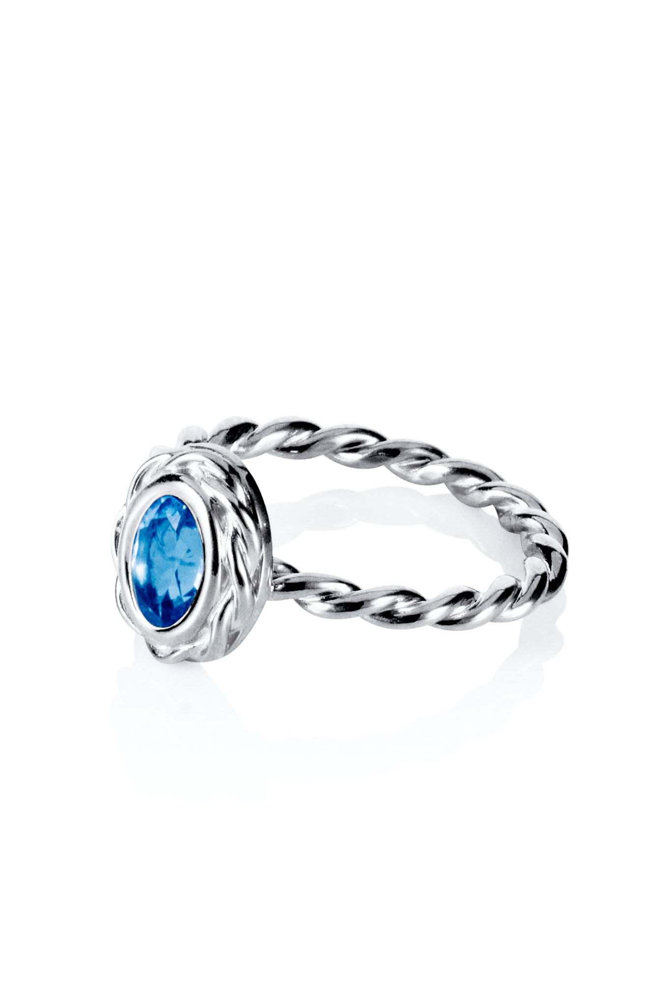 Efva Attling Wrapped Colour Ring, Blue Topaz valkokultainen sormus
