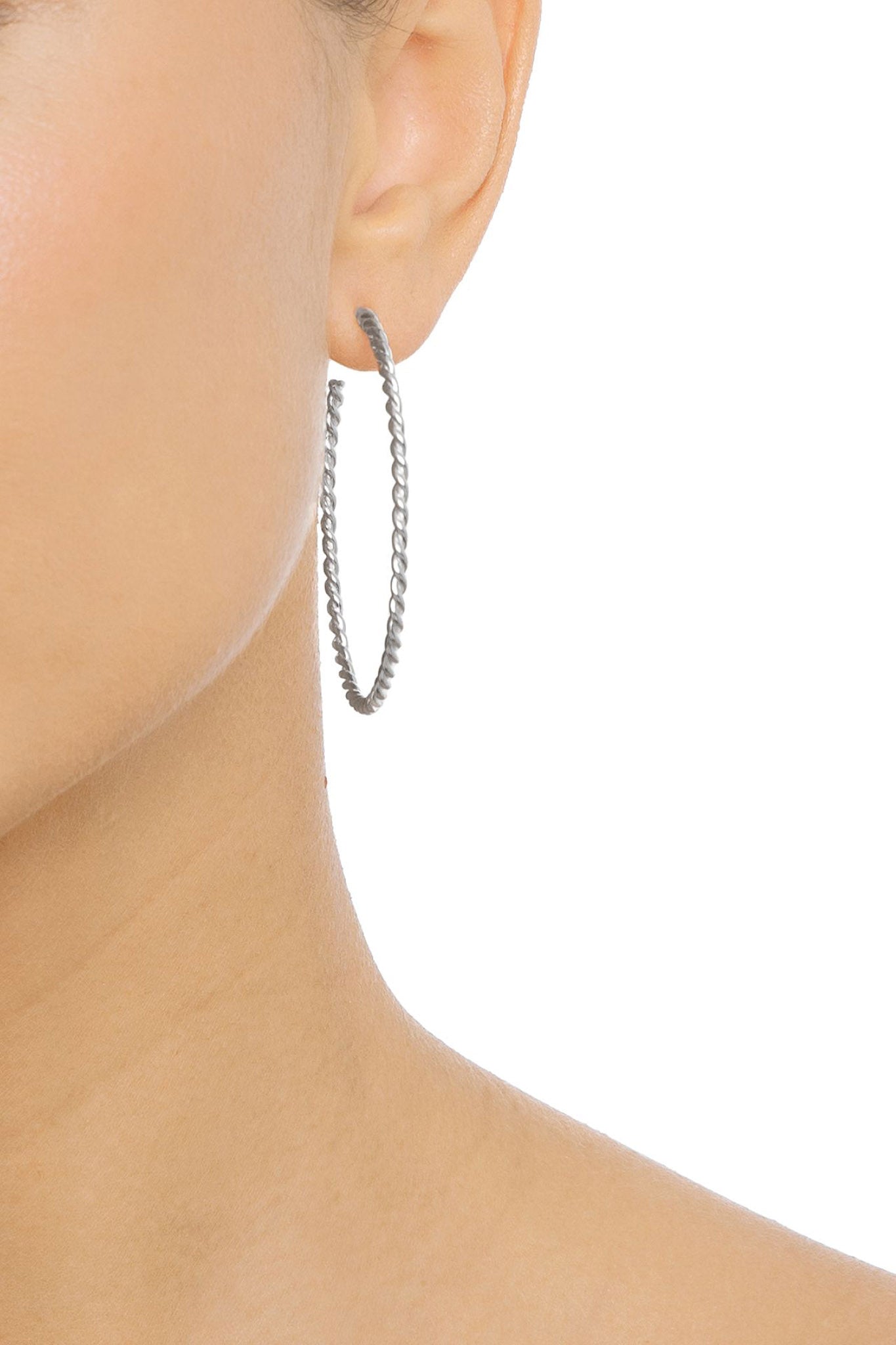 Efva Attling Wrapped Hoops hopeiset korvakorut