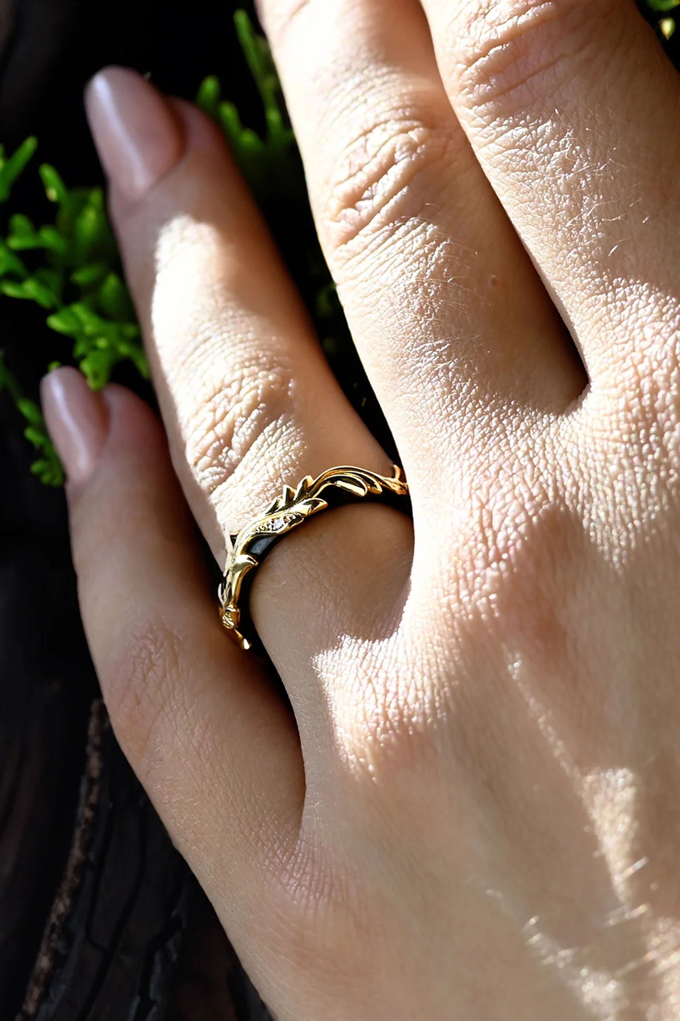 Festive Feeniks keltakultainen timanttisormus 0,08ct