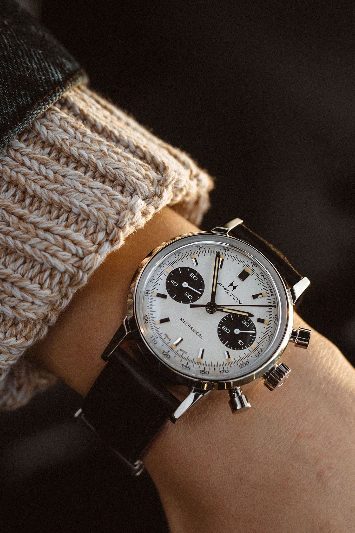 Hamilton Intra-Matic Chonograph H Mechanical rannekello