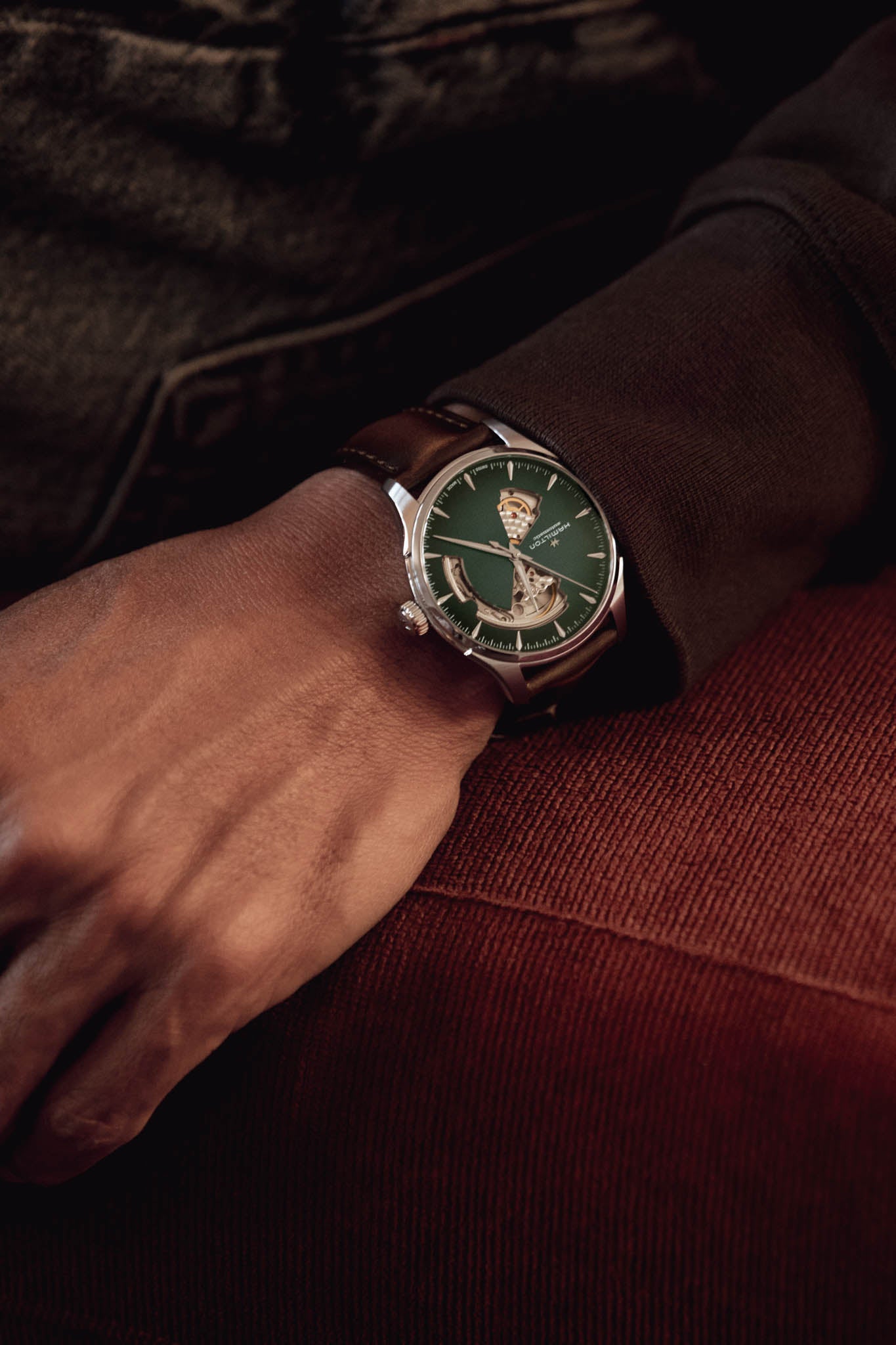 Hamilton Jazzmaster Open Heart 40 rannekello
