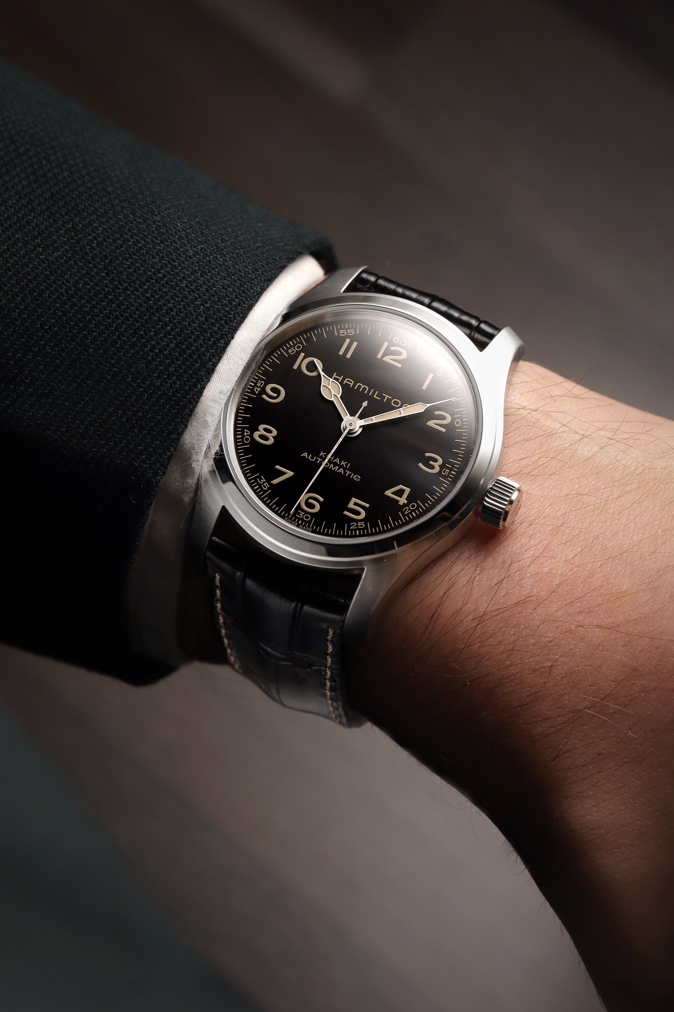 Hamilton Khaki Field Murph 42 Automatic rannekello