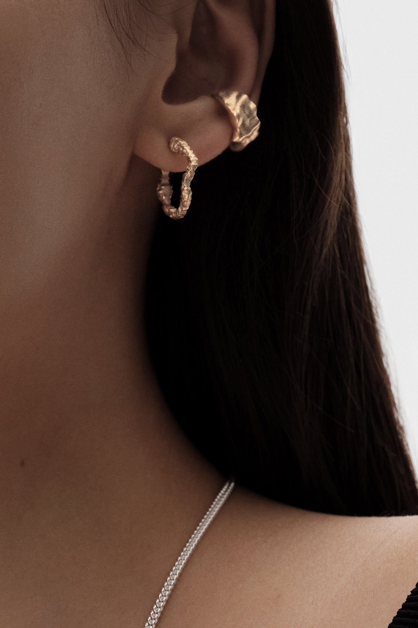 Kalevala Itu earcuff korvakoru (1kpl), kullattu hopea
