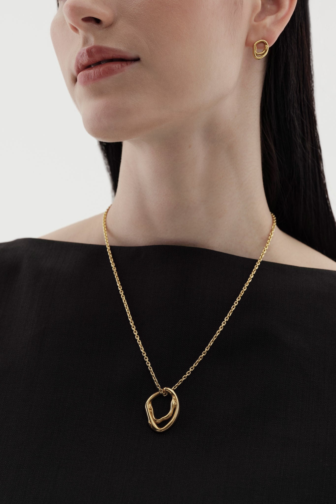 Kalevala Männyt pronssiset korvakorut