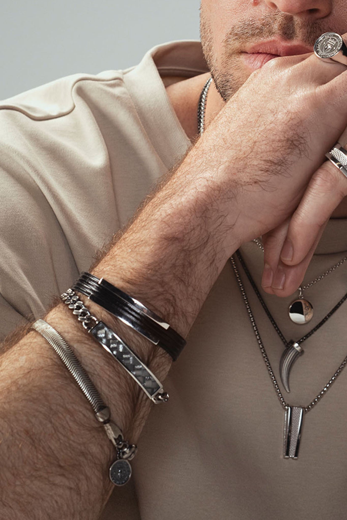 Lumoava Toivo rannekoru, hopea