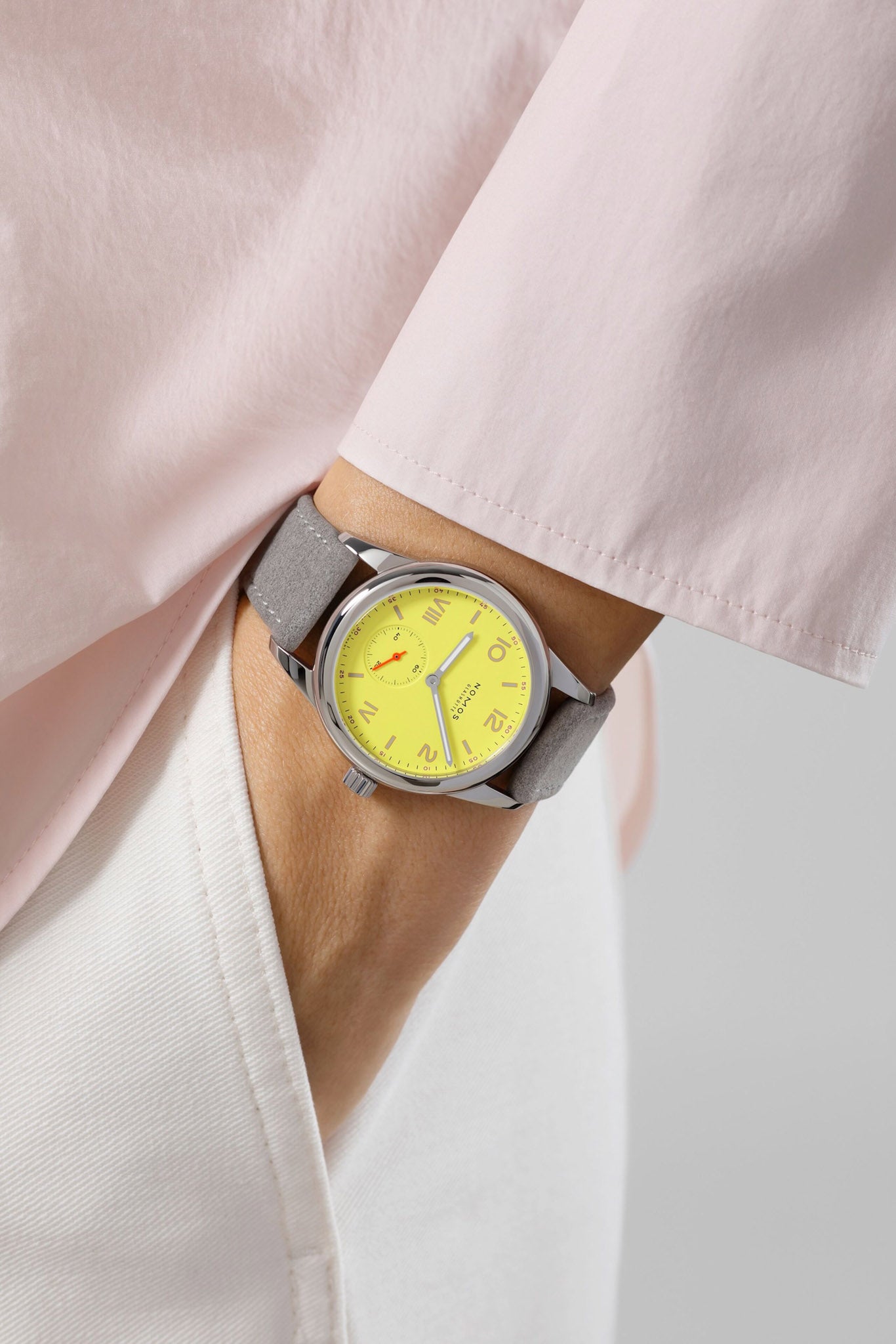 Nomos Glashütte Club Campus 36 Starlight rannekello