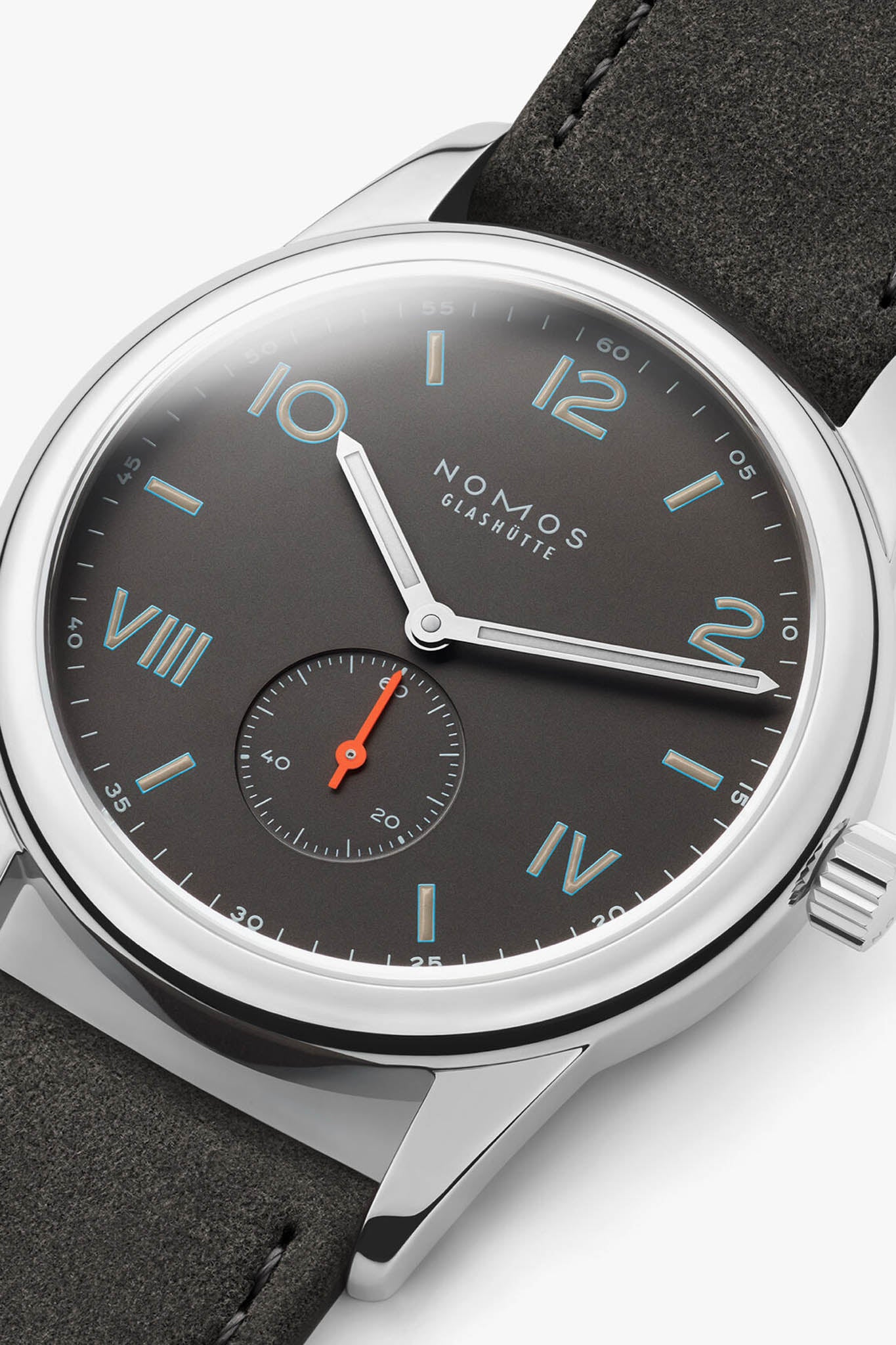 Nomos Glashütte Club Campus 38 Night rannekello