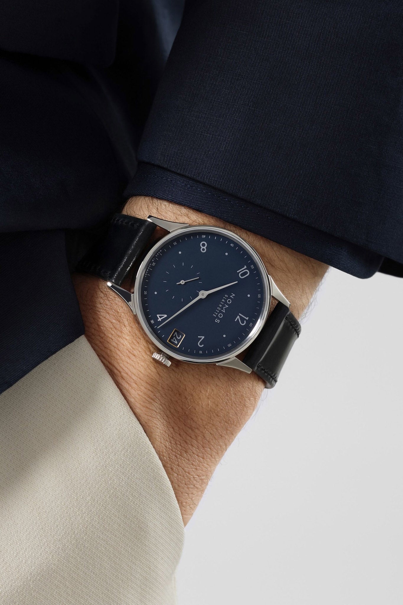 Nomos Glashütte Minimatik 39 Date Blue rannekello
