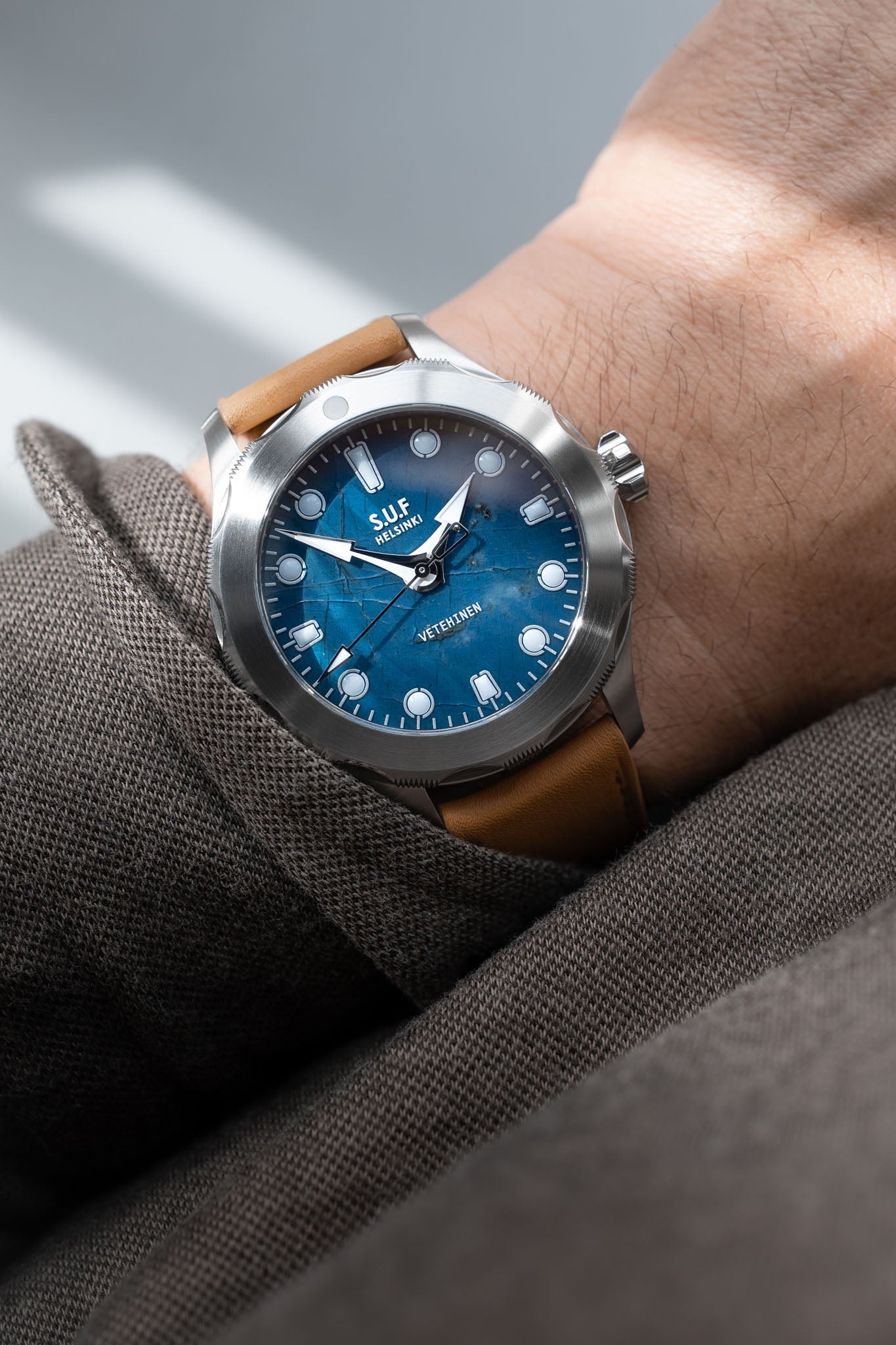 S.U.F Helsinki Vetehinen Blue Spectrolite