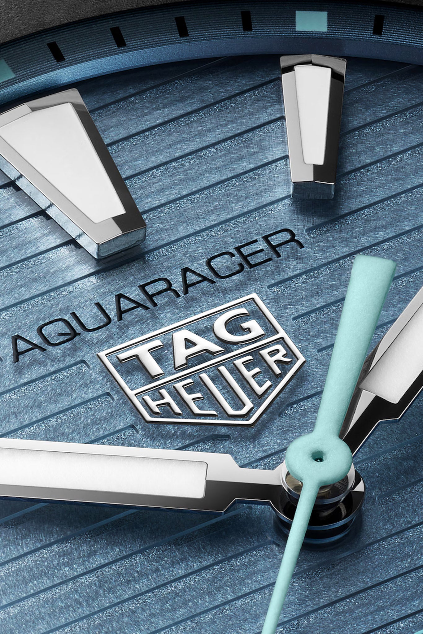 TAG Heuer Aquaracer Professional 200 Solargraph rannekello