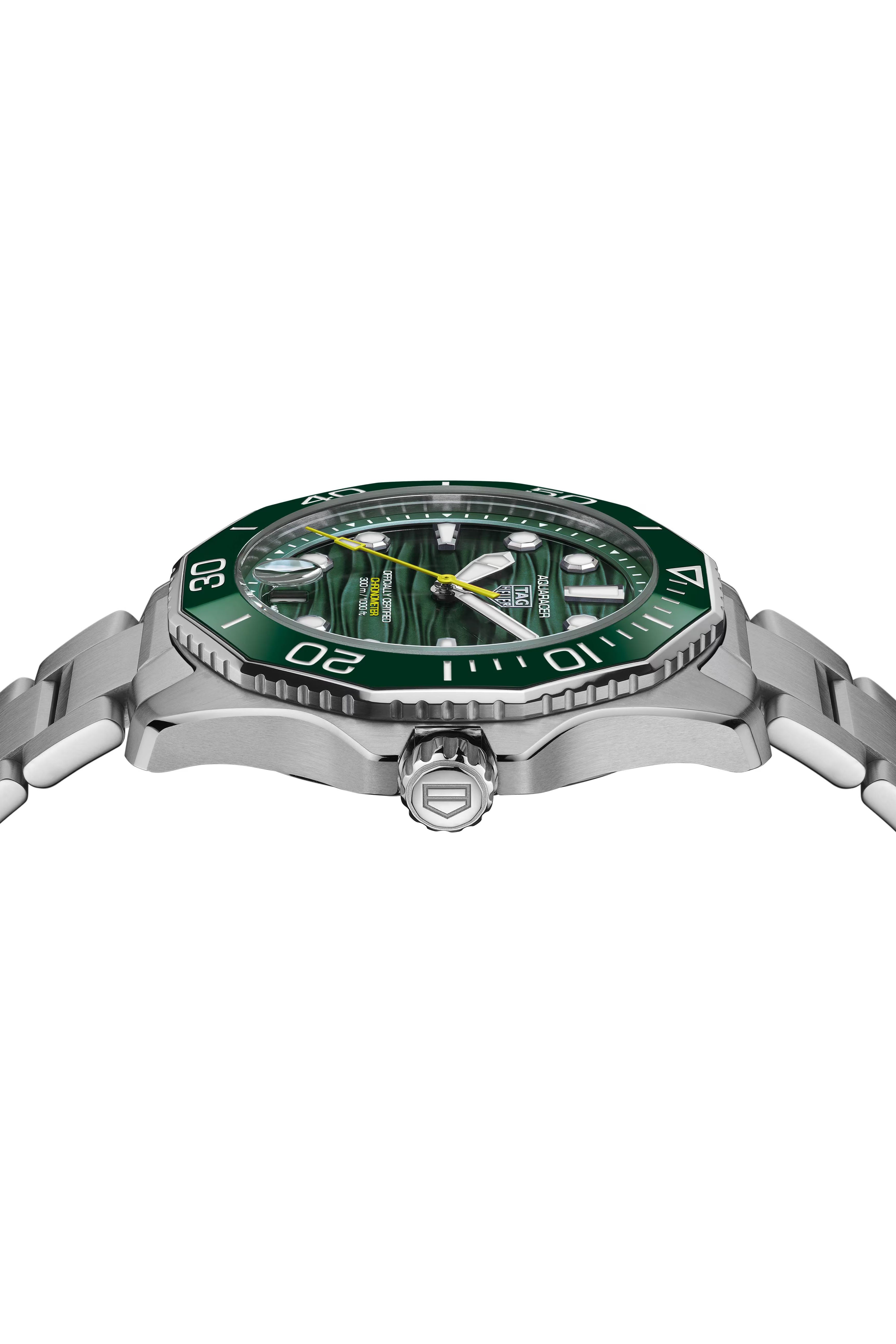 TAG Heuer Aquaracer Professional 300 Date rannekello