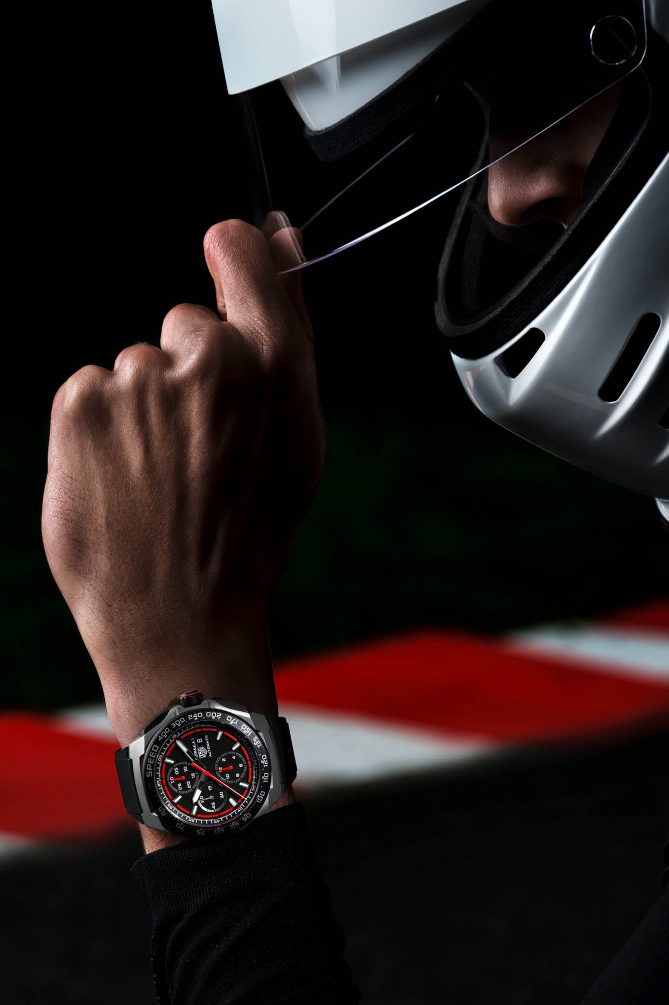 TAG Heuer Formula 1 Chronograph rannekello