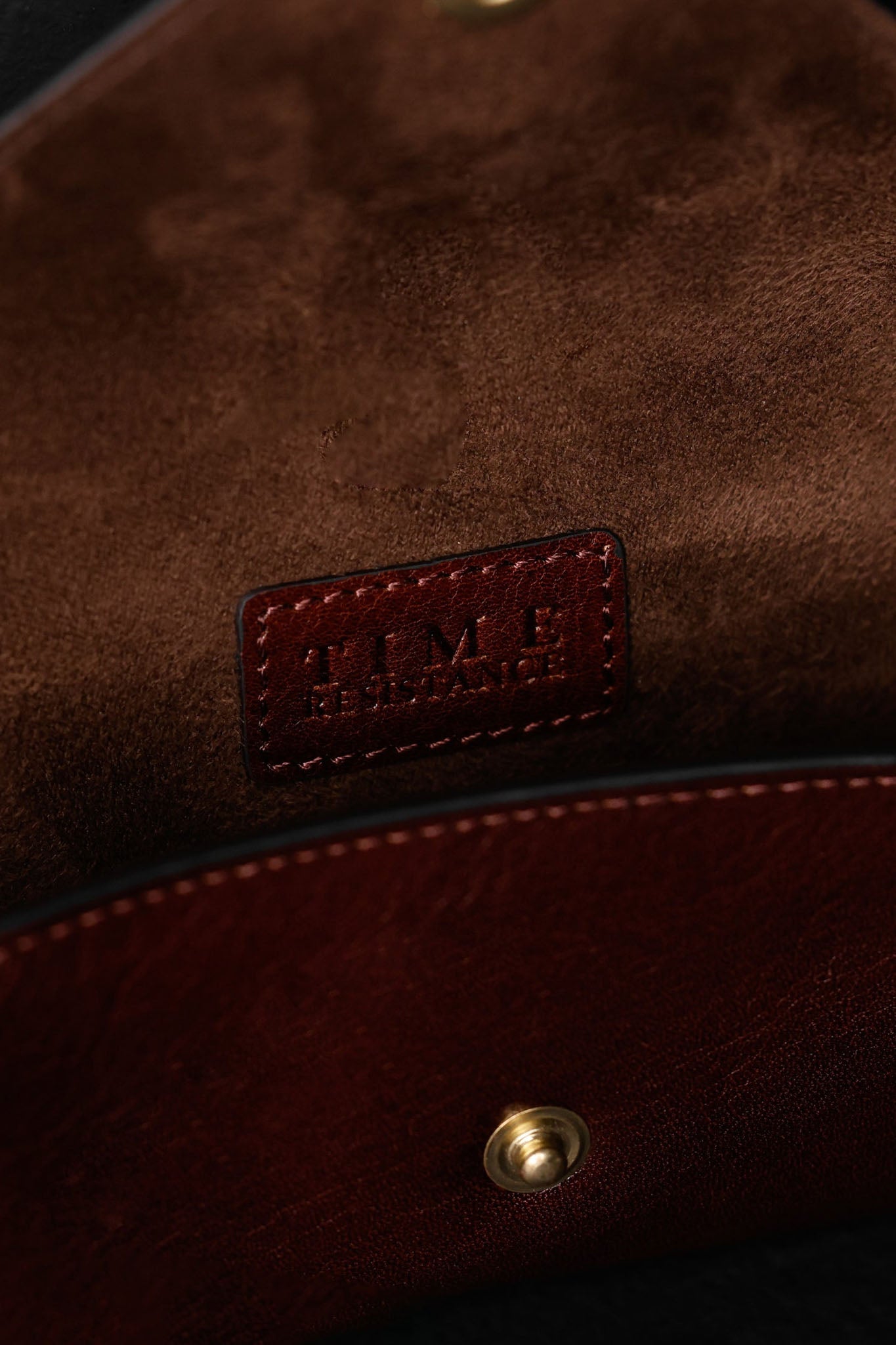 Time Resistance A High Wind In Jamaica, silmälasikotelo nahkaa, ruskea