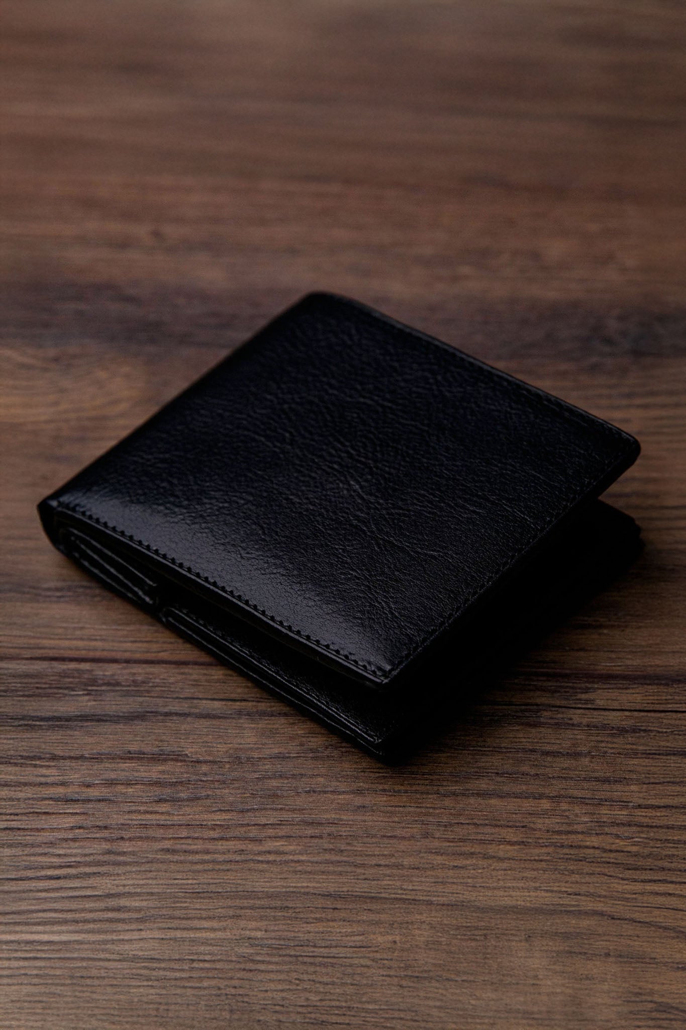 Time Resistance Daniel, nahkalompakko, musta