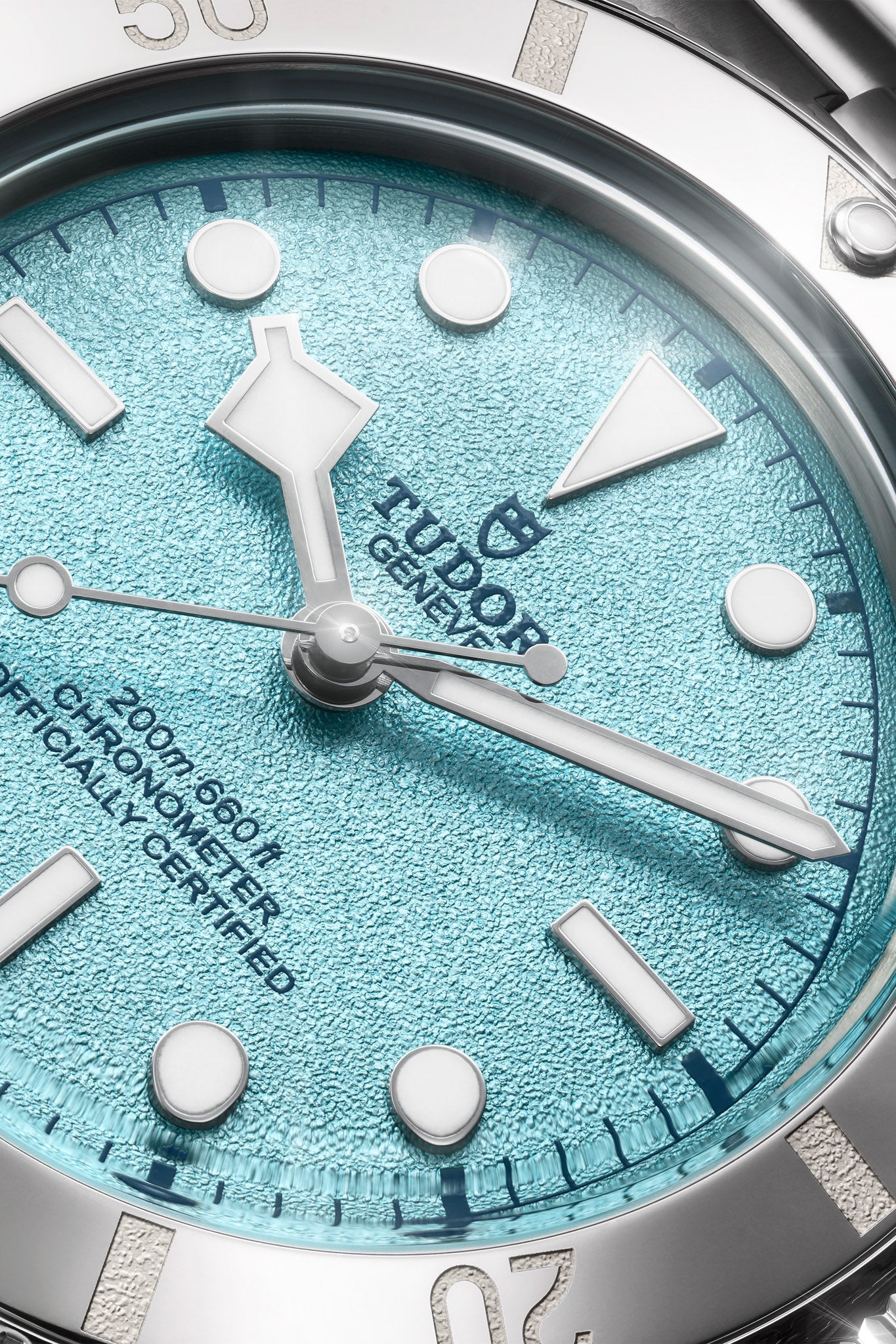 Tudor Black Bay 54 Lagoon Blue rannekello