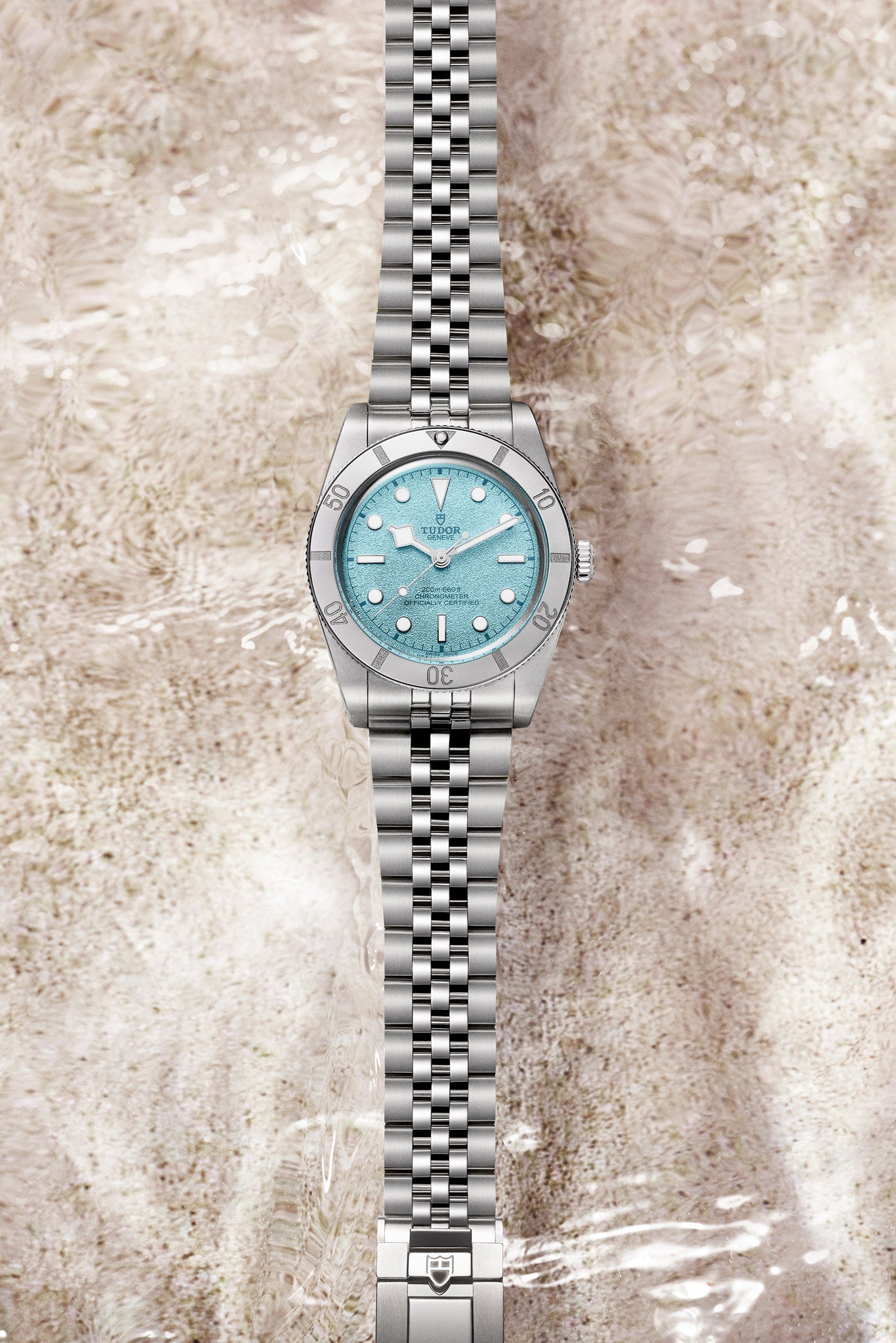 Tudor Black Bay 54 Lagoon Blue rannekello