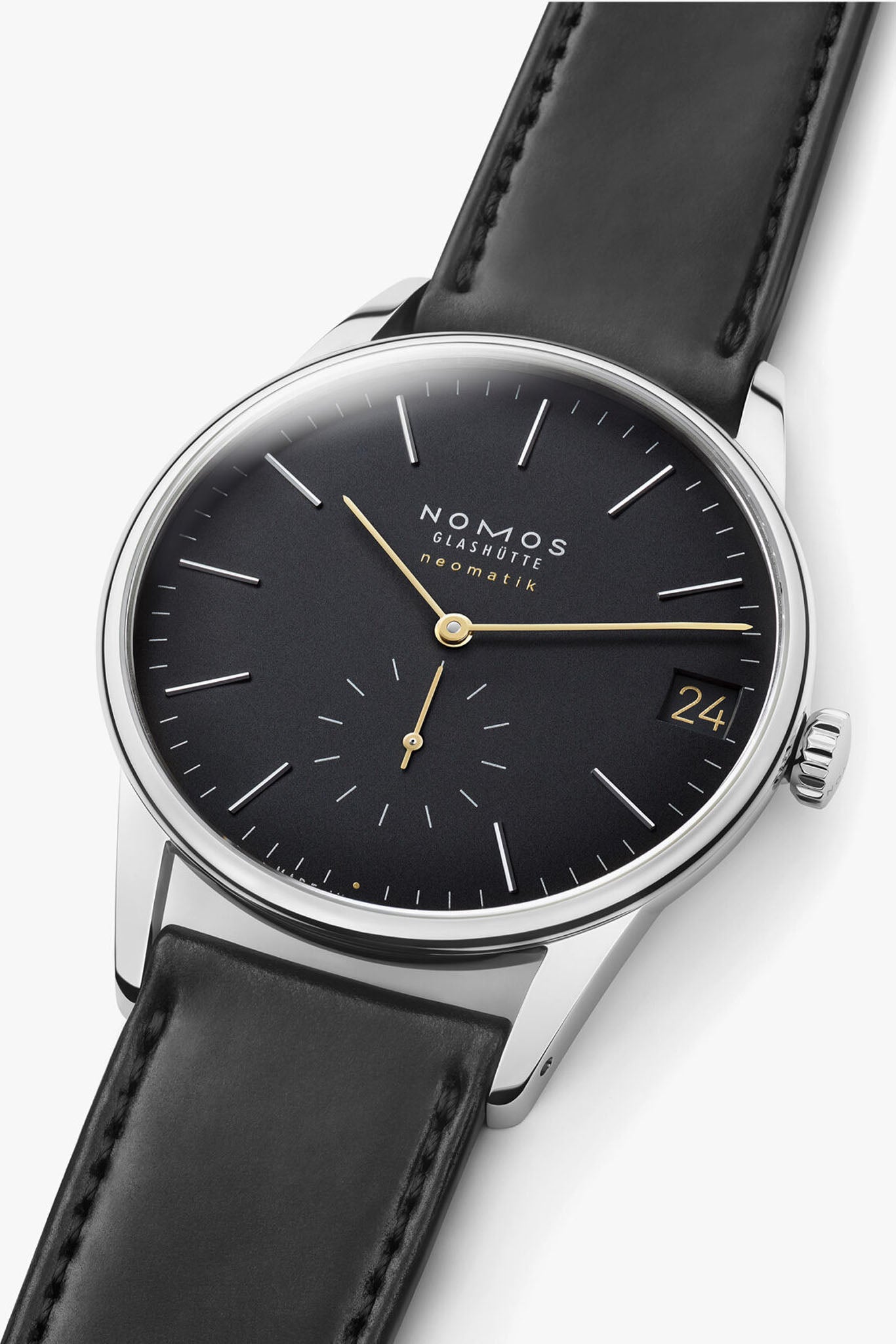 Nomos Glashütte Orion Neomatik 41 Date New Black rannekello