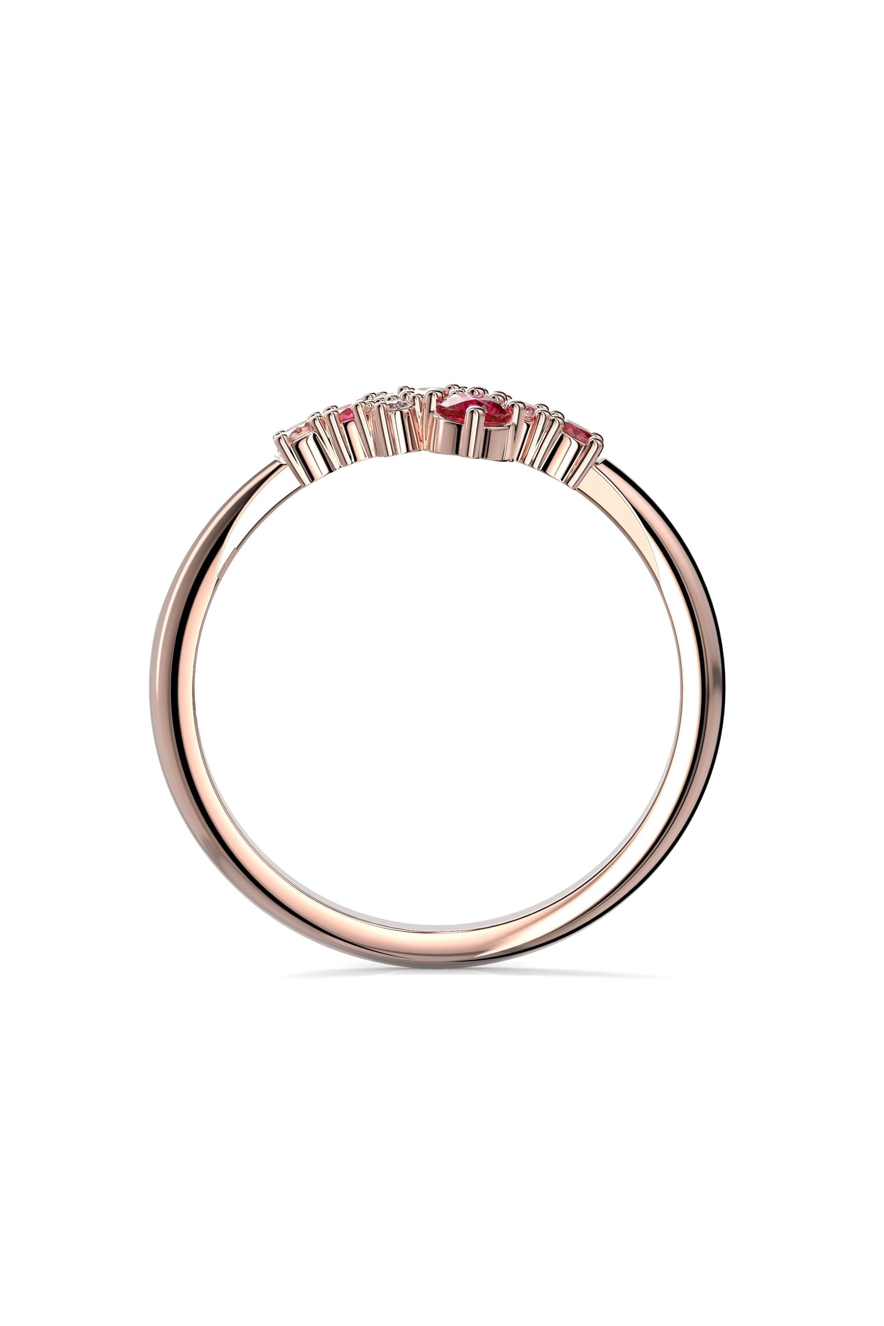 Festive Nelly Pink 3x0,01ct + Rubiini + Pinkki Safiiri + Turmaliini 15,5