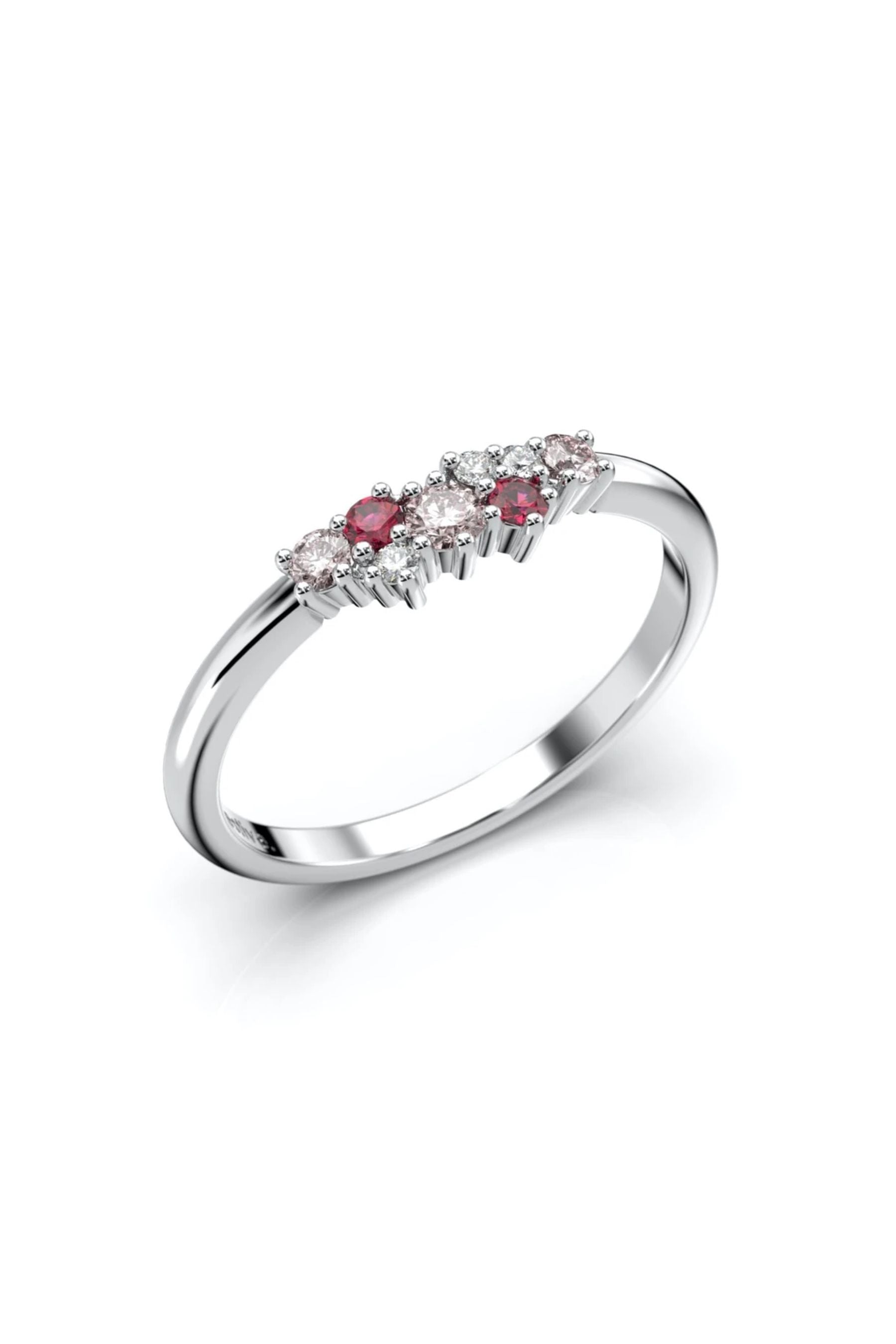 Festive Nadja Pink 3x0,01ct + Pinkki Safiiri + Turmaliini 15,5