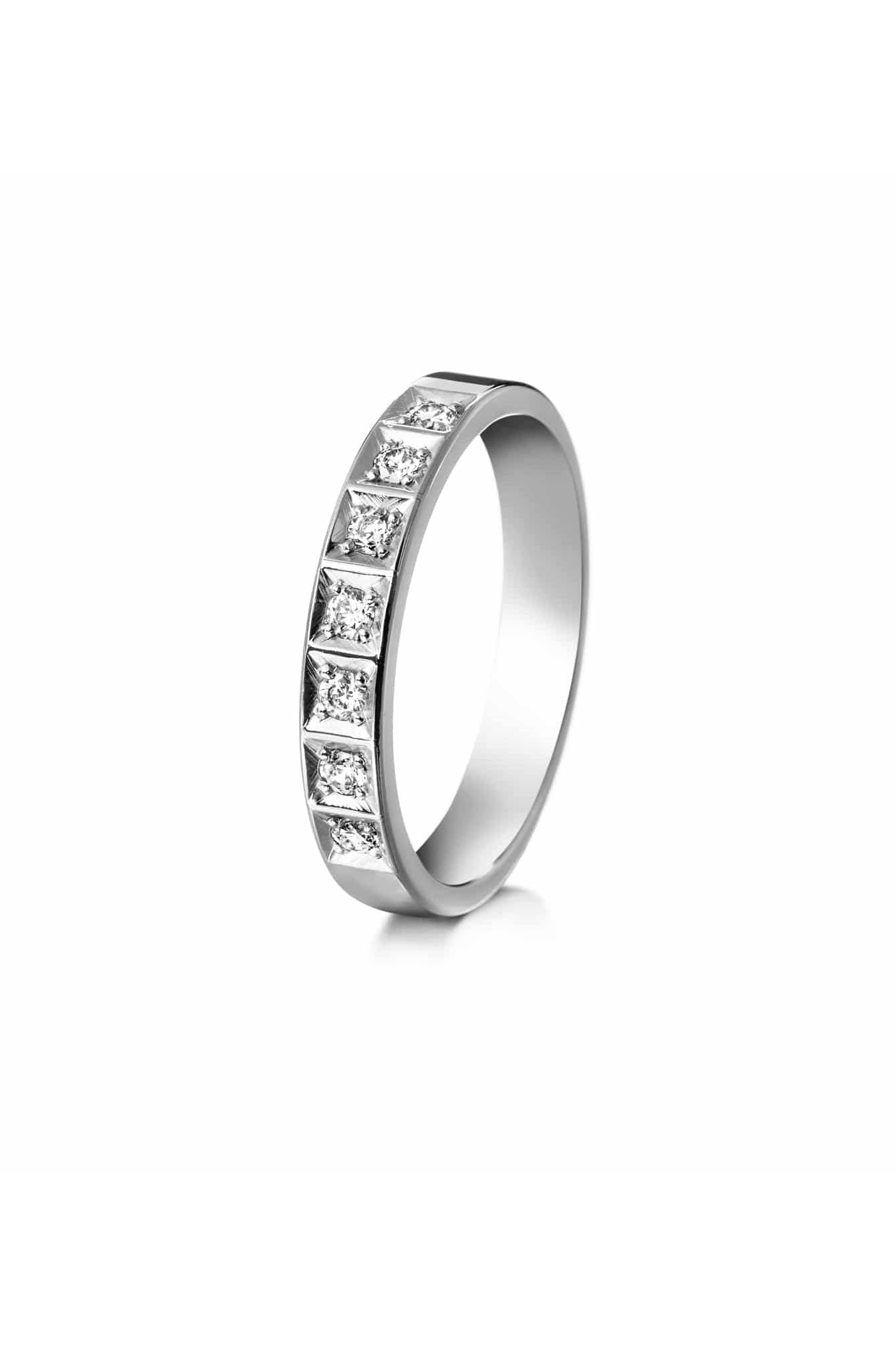 Lumoava Huntu sormus 7x0,03ct 15,0