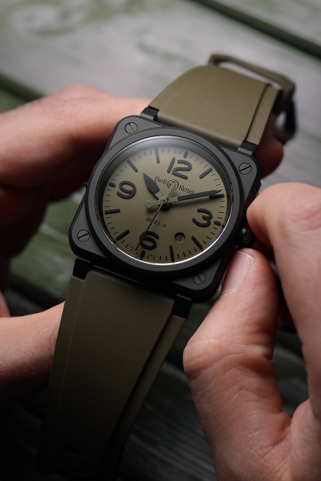 Bell & Ross BR 03-A Military Ceramic rannekello