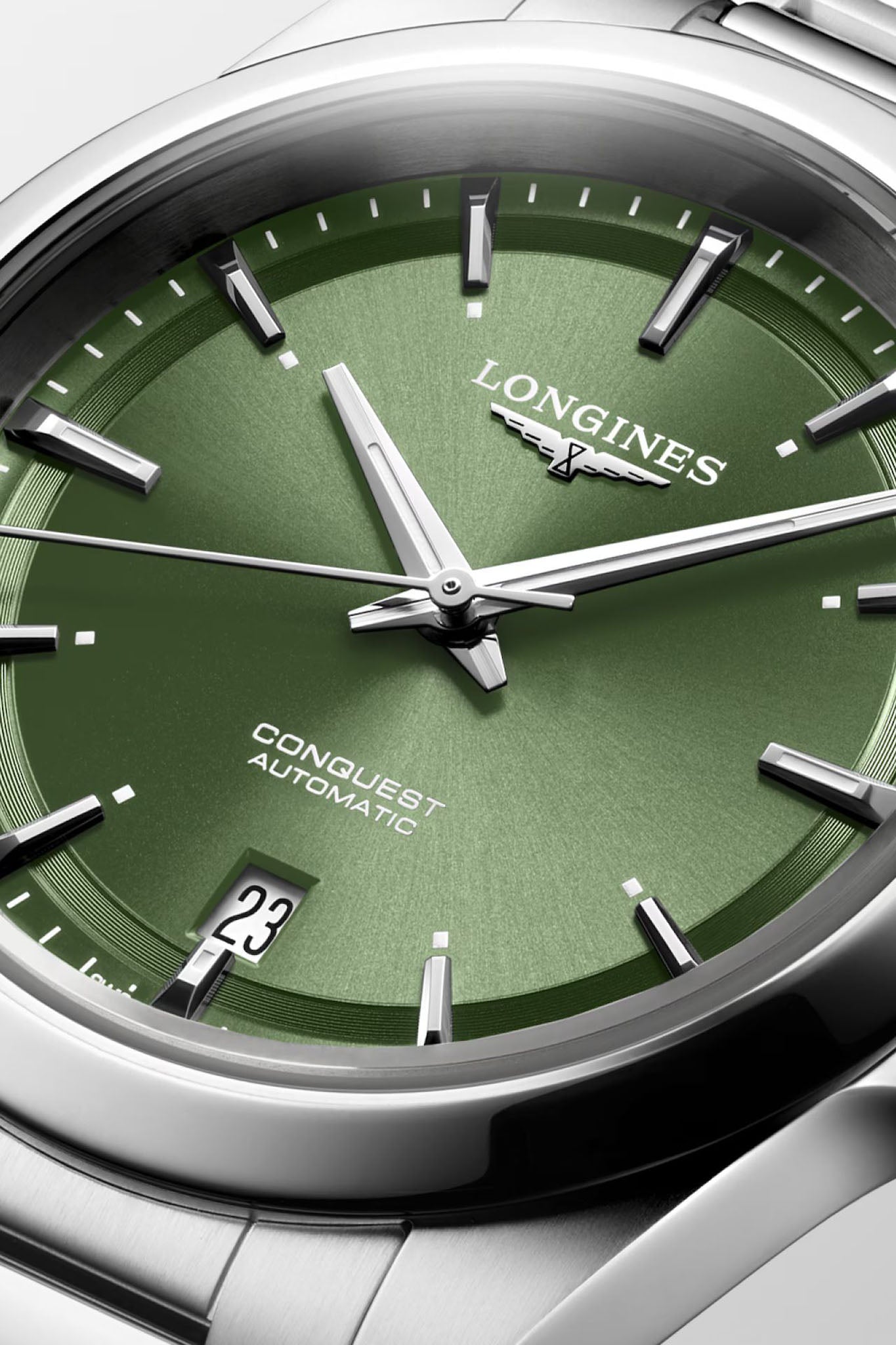 Longines Conquest 38 rannekello