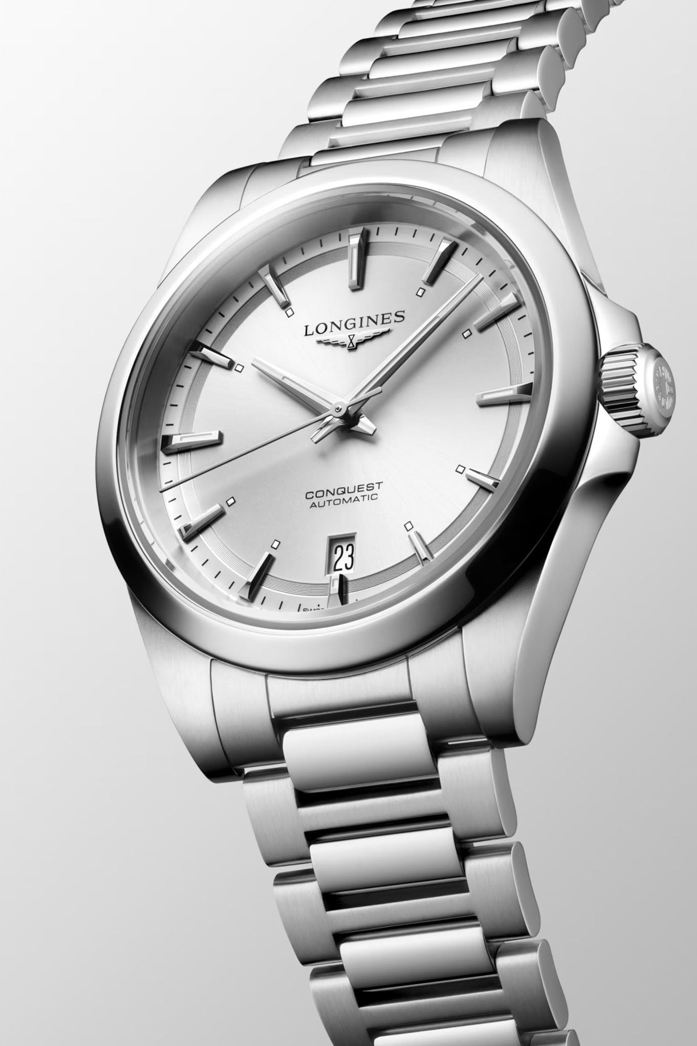 Longines Conquest 38 rannekello