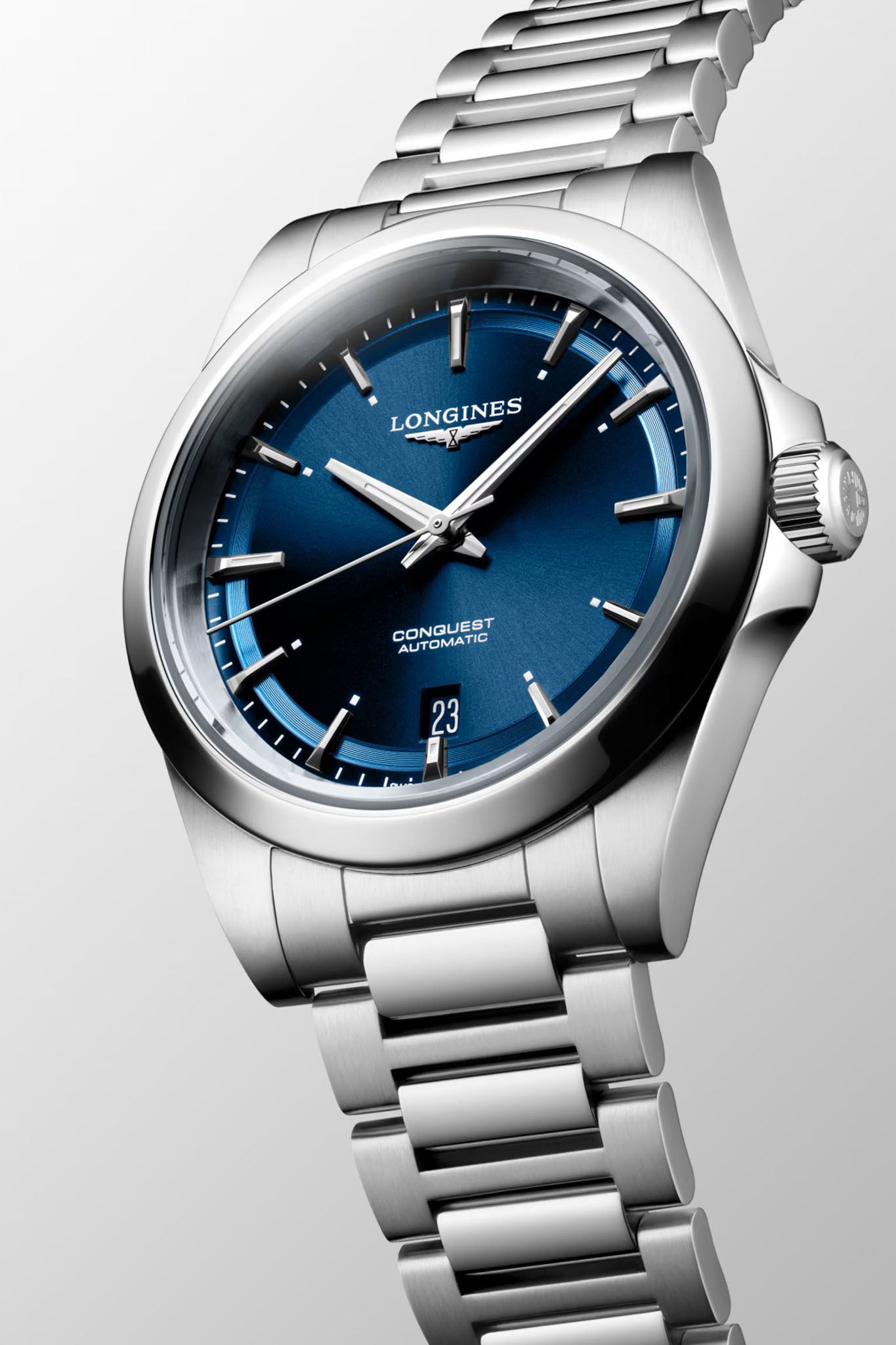 Longines Conquest 38 rannekello