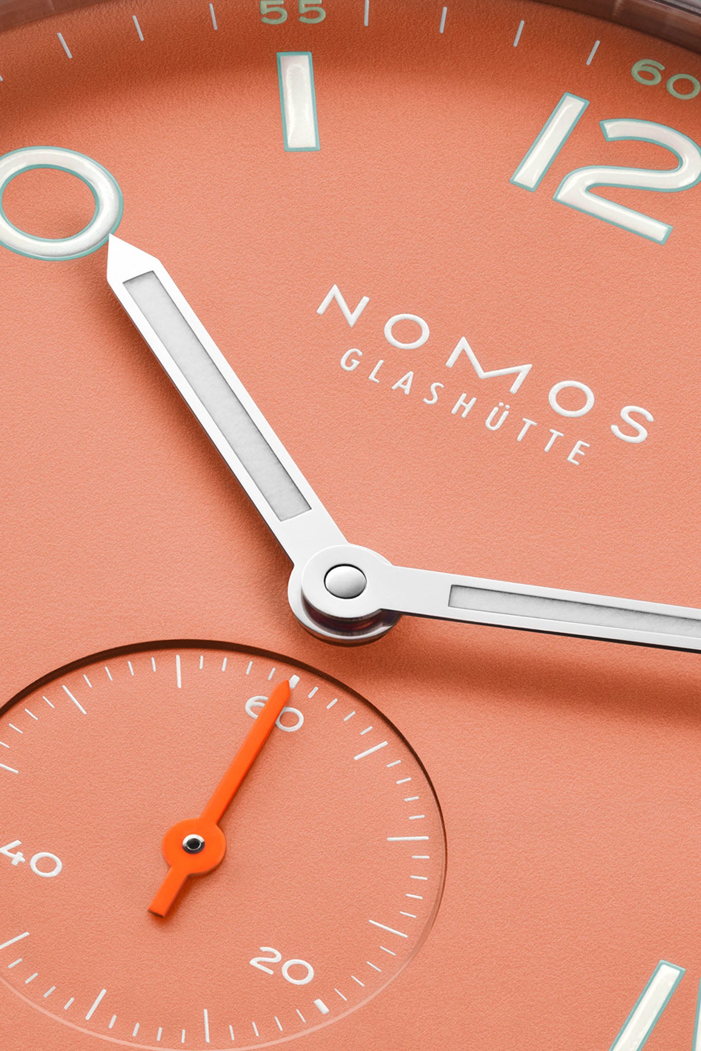 Nomos Club Campus 38 Cream Coral rannekello Default Title