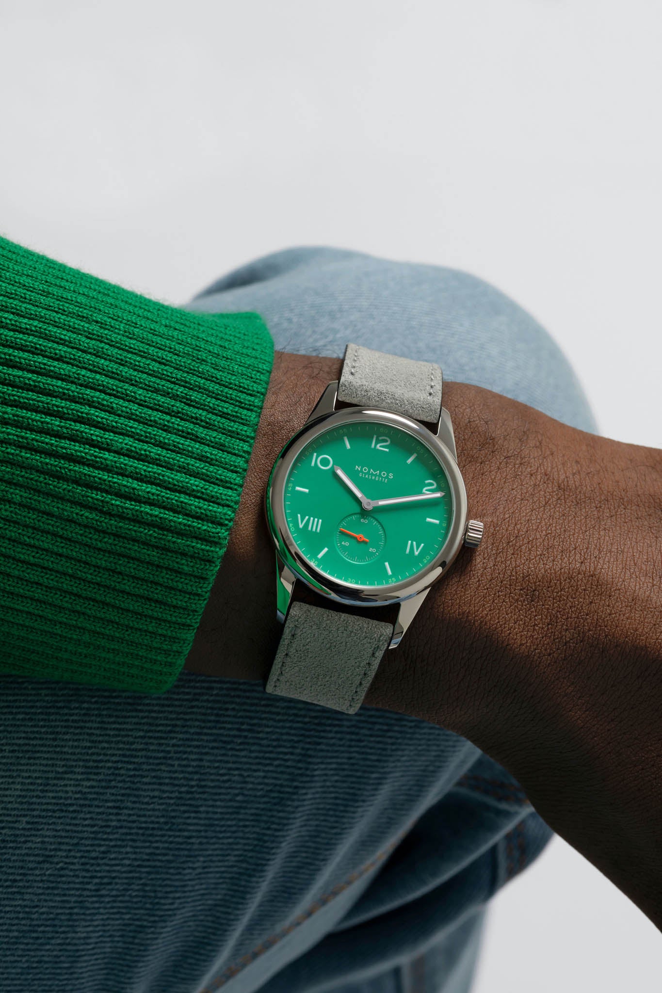 Nomos Glashütte Club Campus 38 Electric Green rannekello