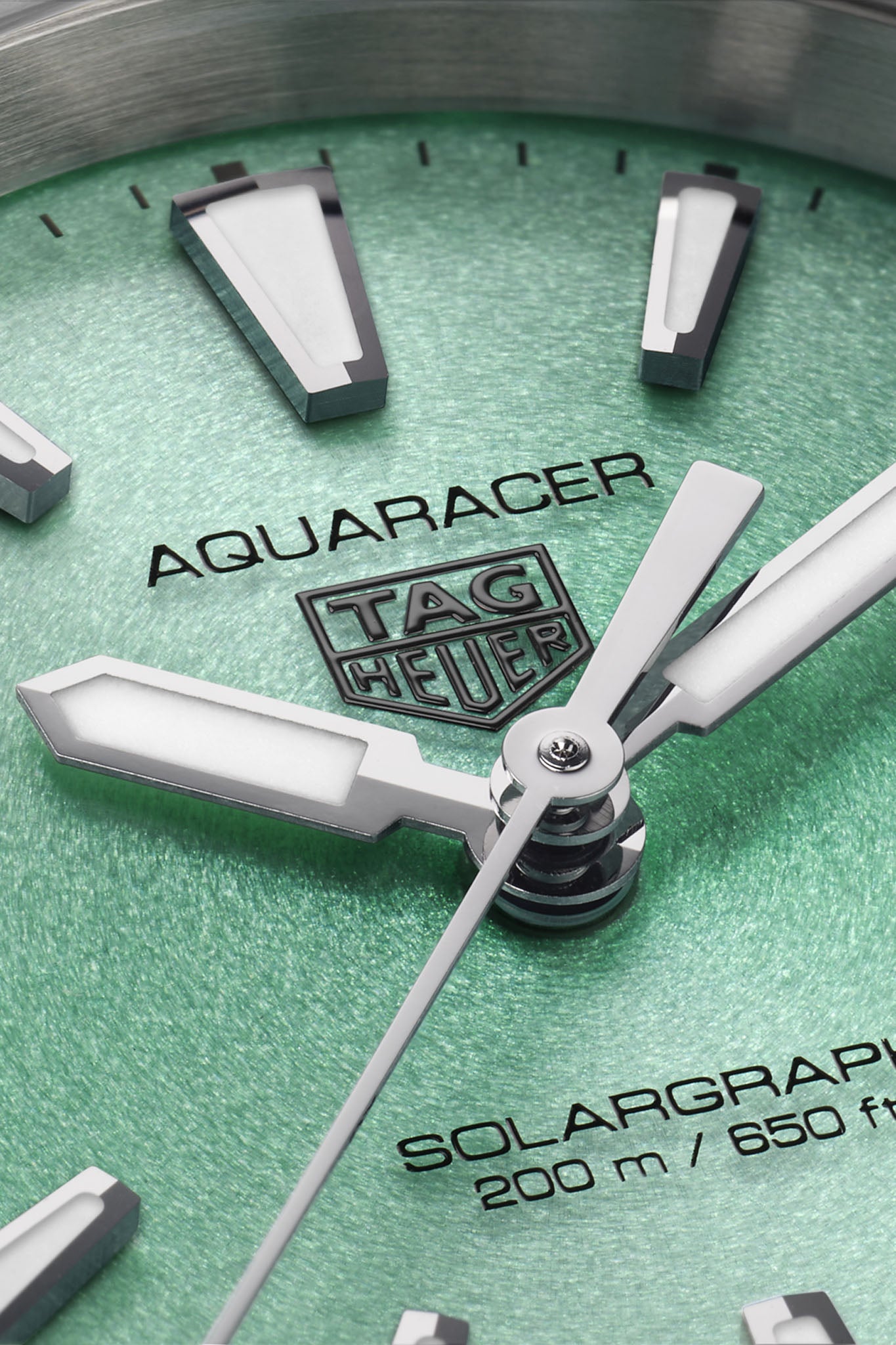 TAG Heuer Aquaracer Professional 200 Solargraph rannekello