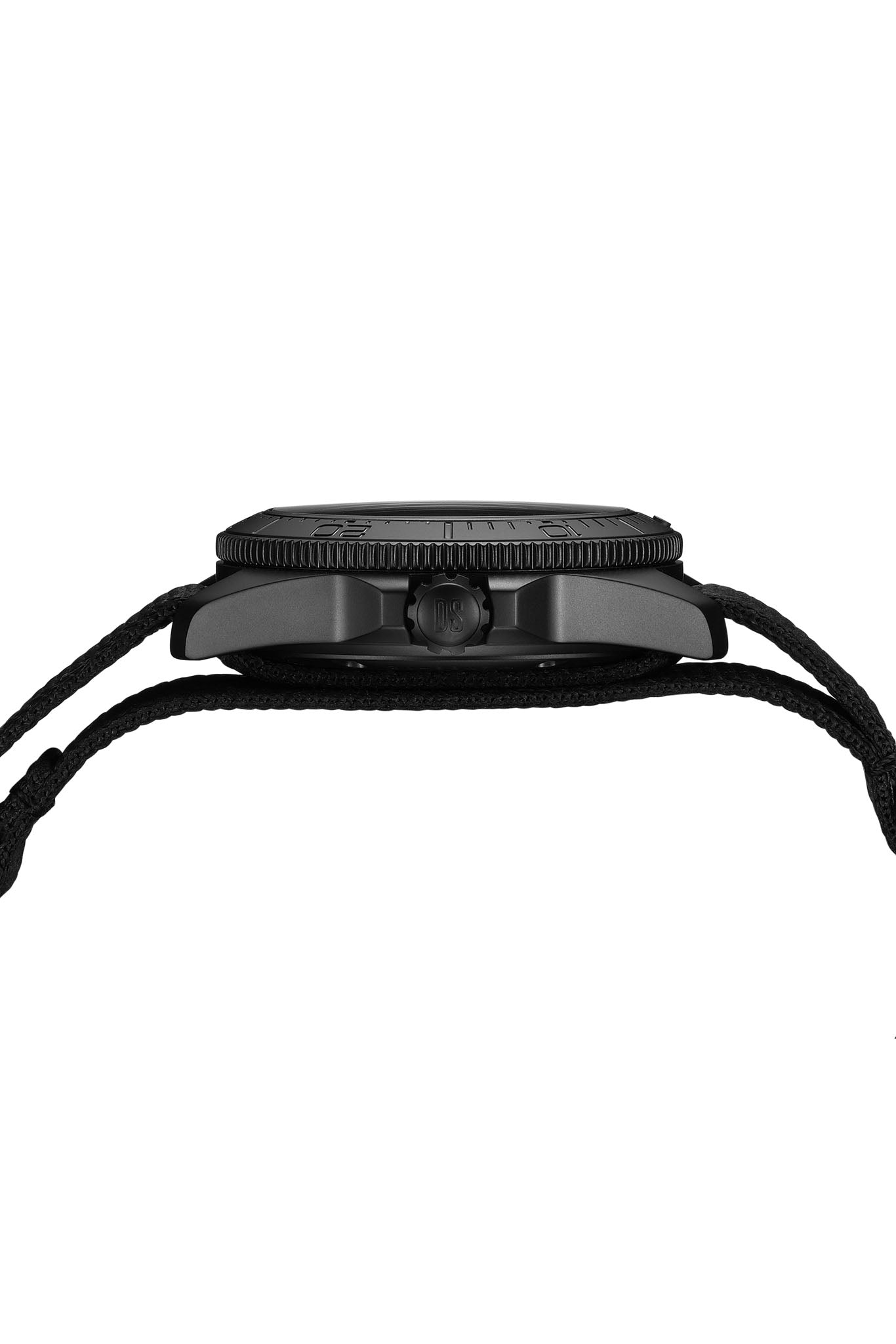 Certina DS Action Diver 38 Powermatic 80 Ceramic rannekello