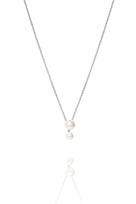 Efva Attling Drip Drop Pearl Necklace hopeinen kaulakoru 10-100-02227