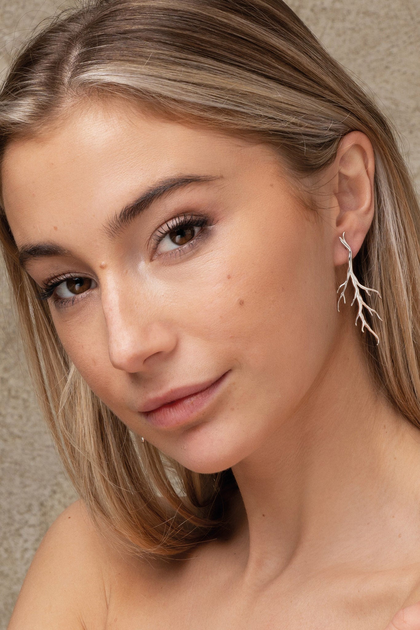 Efva Attling Rötter Earrings hopeiset korvakorut