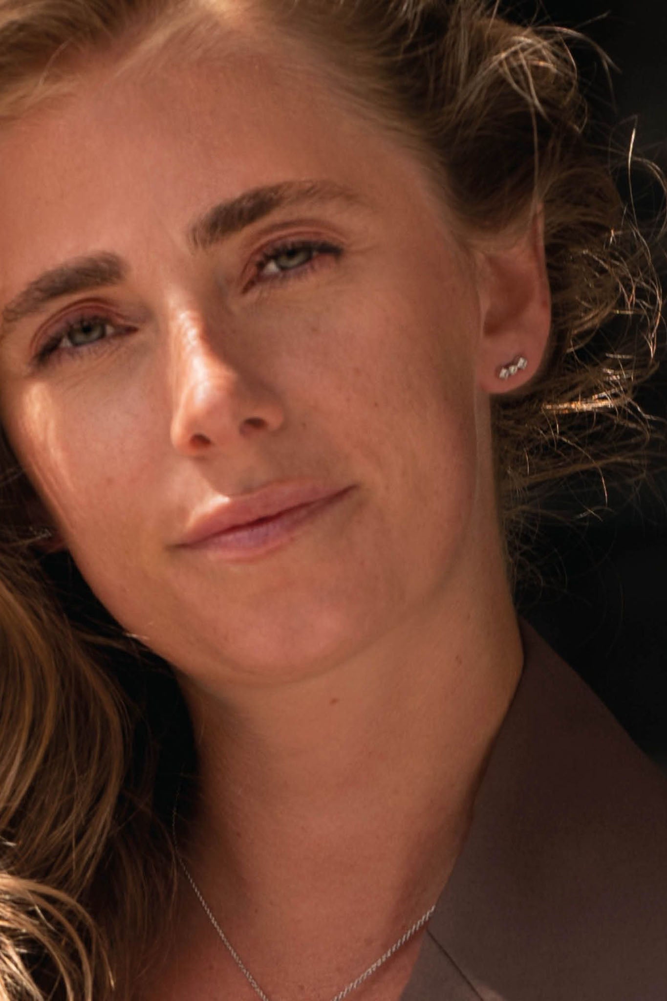 Efva Attling Twinkle Ear keltakultaiset korvakorut