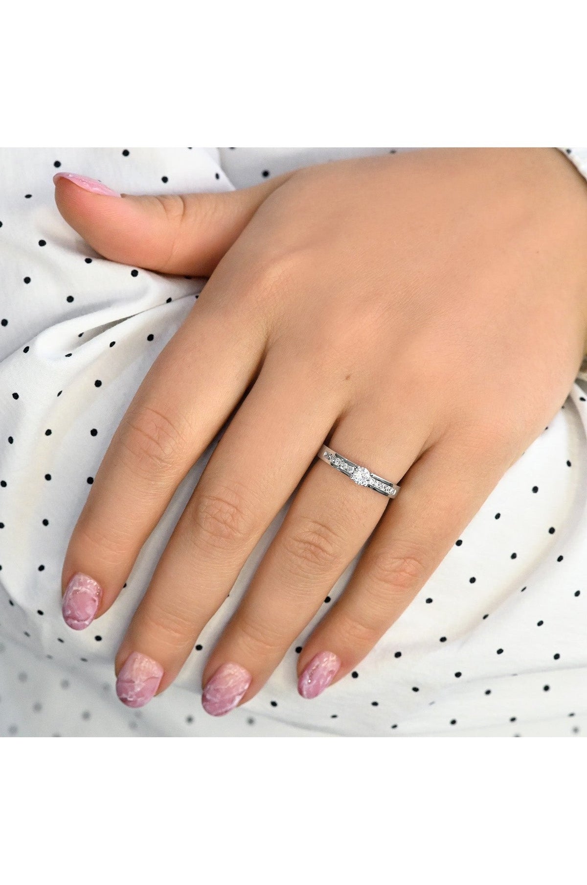 #materiaali_valkokulta (585/14k)|valkokulta (750/18k)|platina (950)