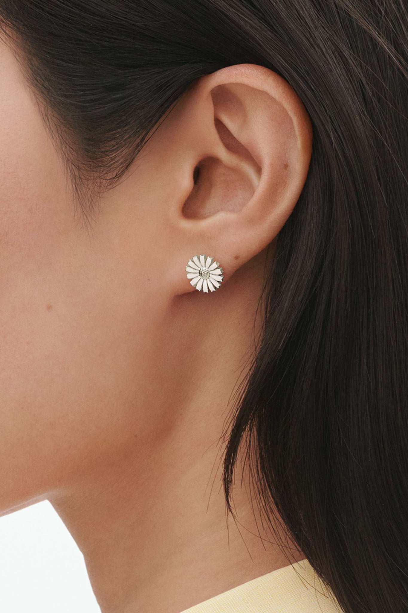 Georg Jensen Georg Jensen Daisy valkoinen emali hopeiset korvakorut