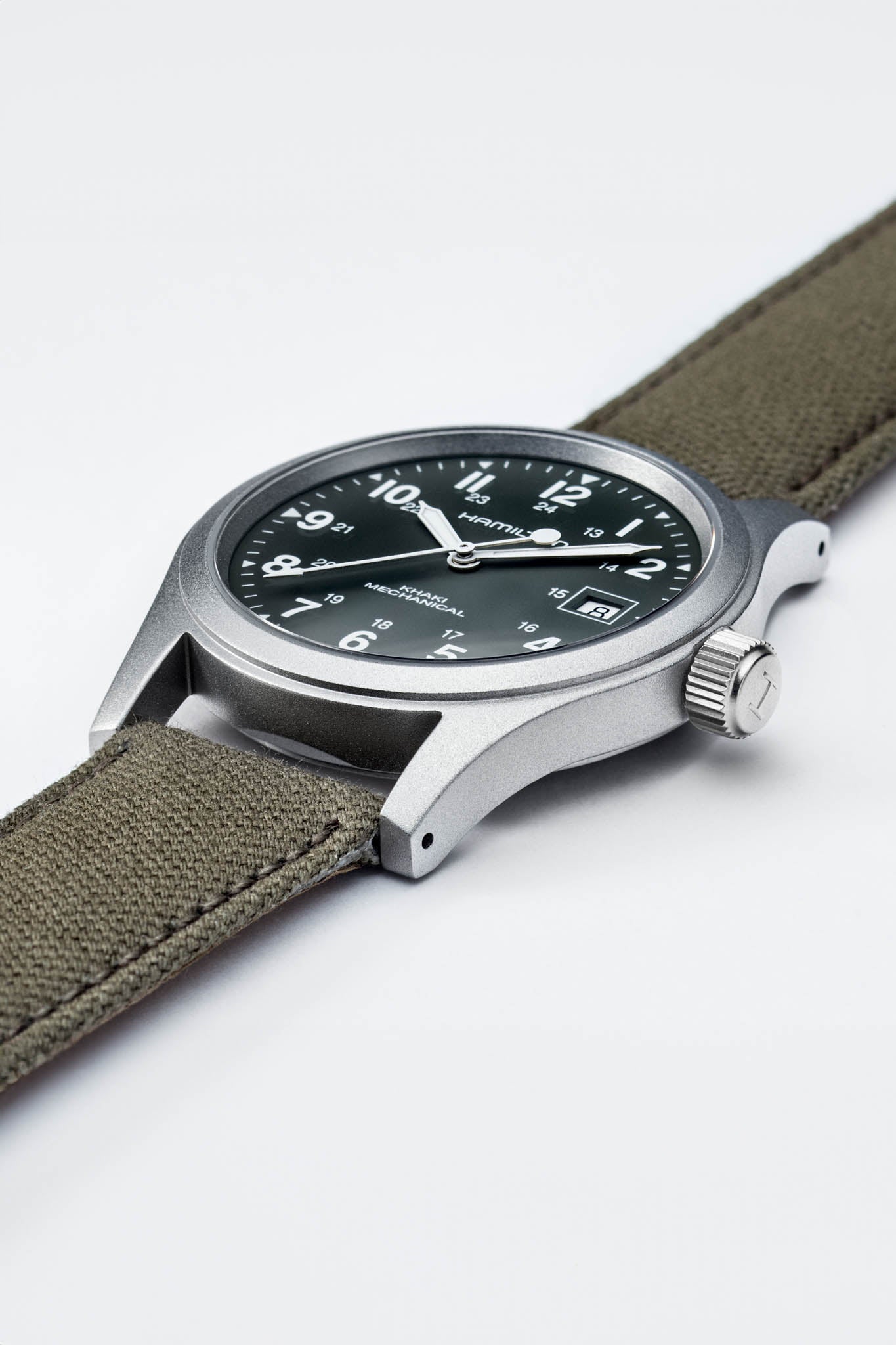 Hamilton Khaki Field 38 Mechanical rannekello