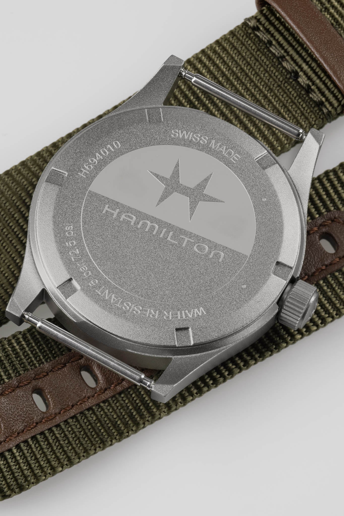 Hamilton Khaki Field 38 Quartz rannekello