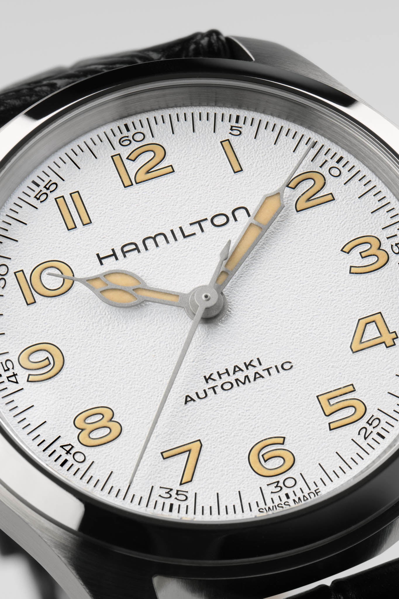 Hamilton Khaki Field Murph 38 Automatic rannekello