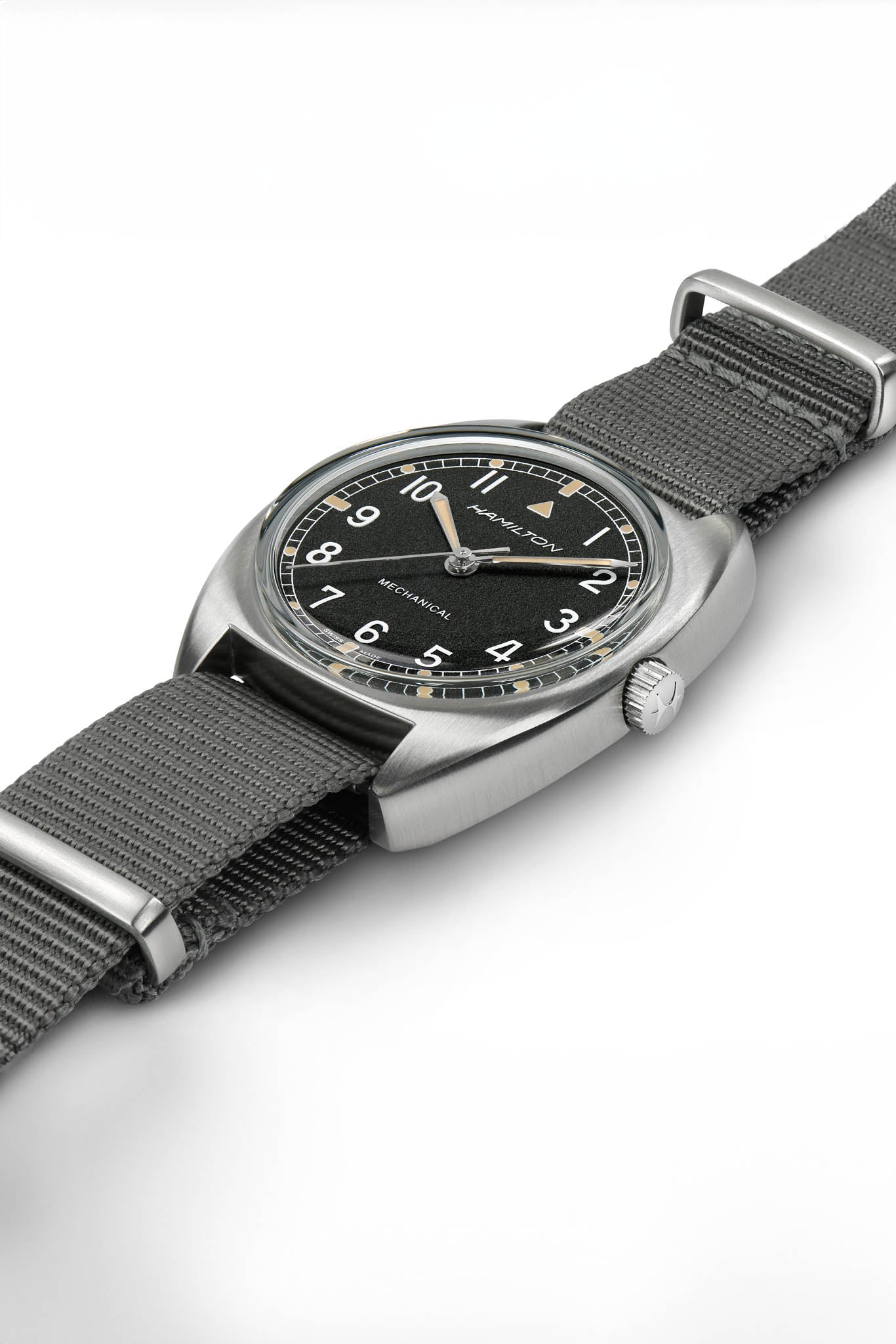 Hamilton Khaki Pilot Pioneer Mechanical rannekello