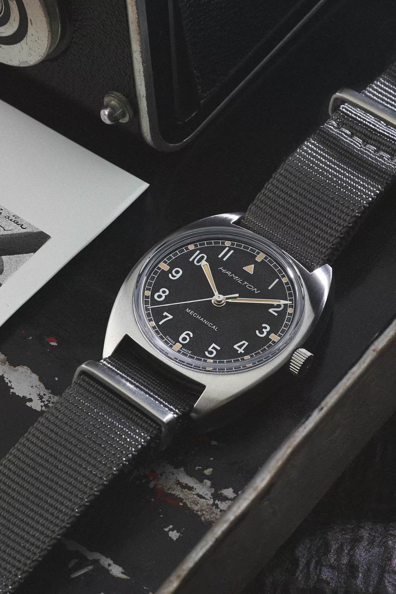 Hamilton Khaki Pilot Pioneer Mechanical rannekello