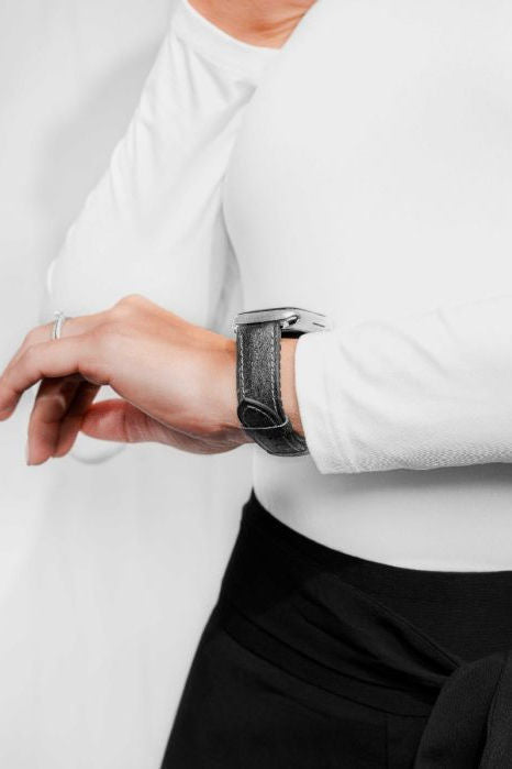 Hirsch Stone for Apple Watch kelloranneke, musta