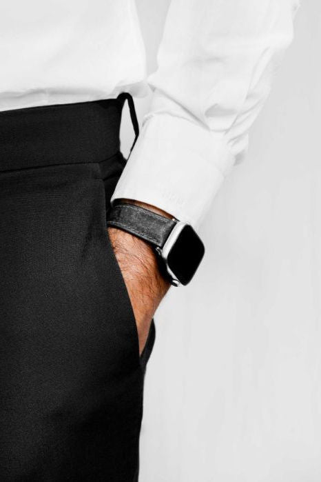 Hirsch Stone for Apple Watch kelloranneke, musta