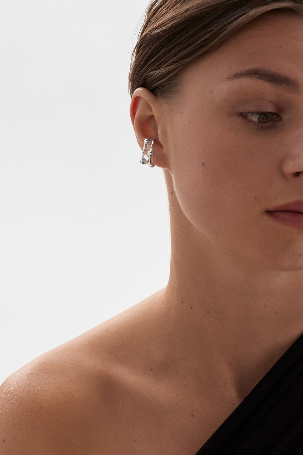 Kalevala Kehät ear cuff hopea