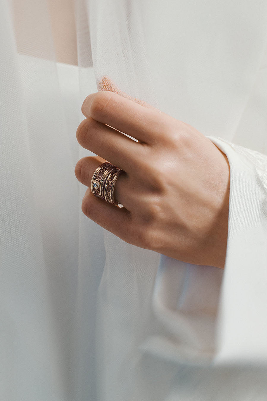 Kalevala Love Filigraani kultainen timanttisormus valkokultainen timanttisormus 1x0,06 VK